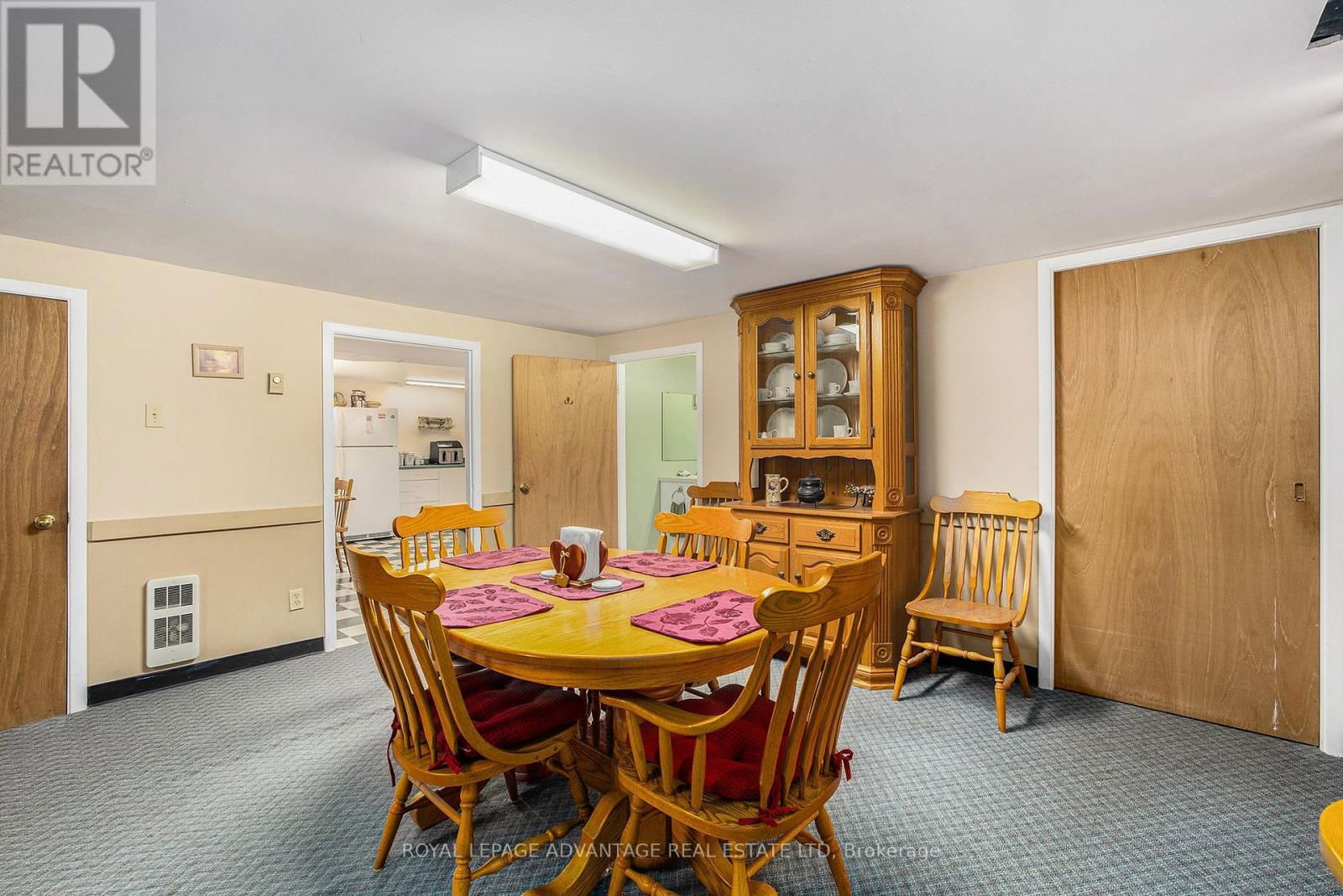 37 WILLIAM STREET EAST Image 21