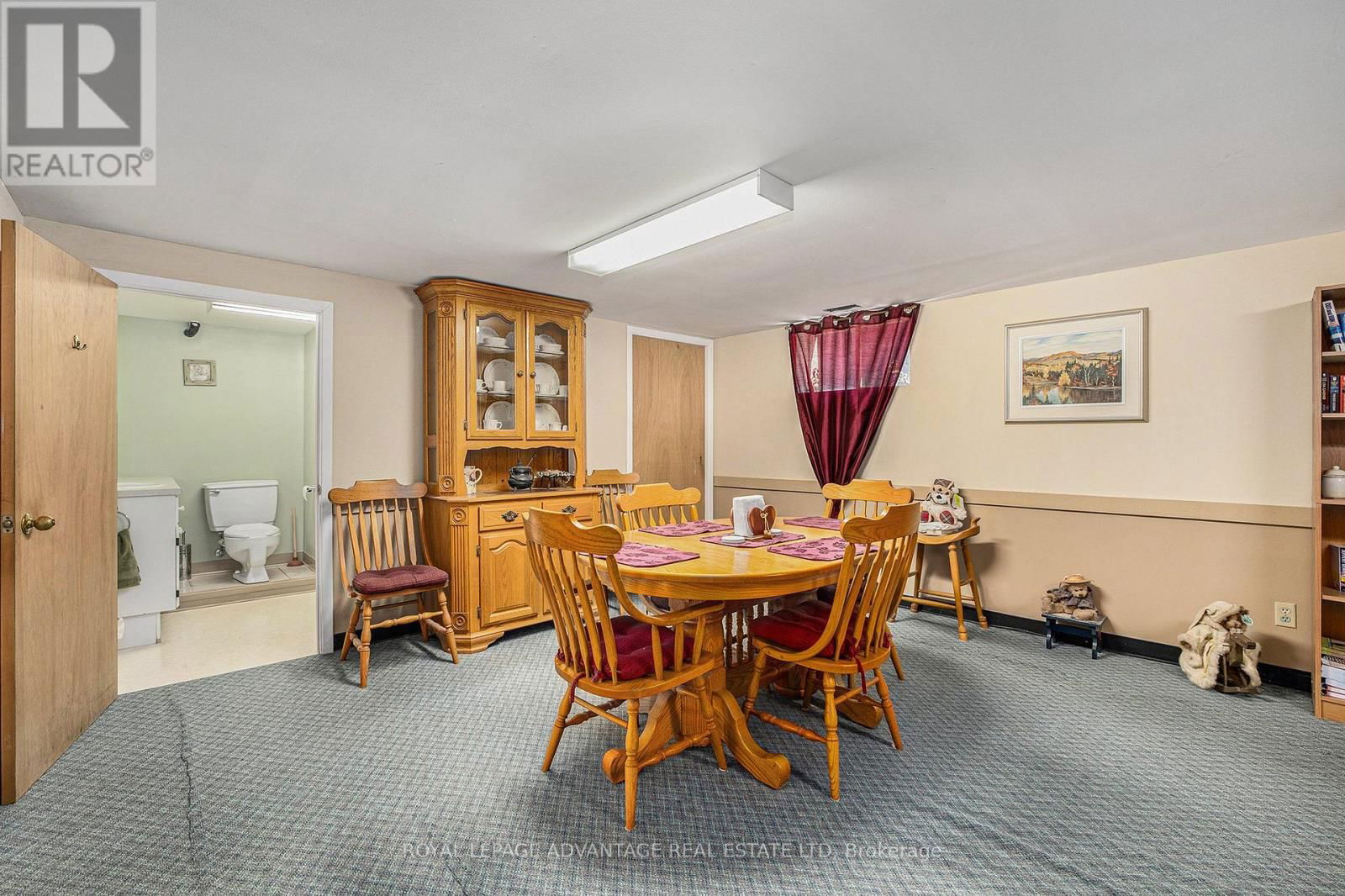 37 WILLIAM STREET EAST Image 22