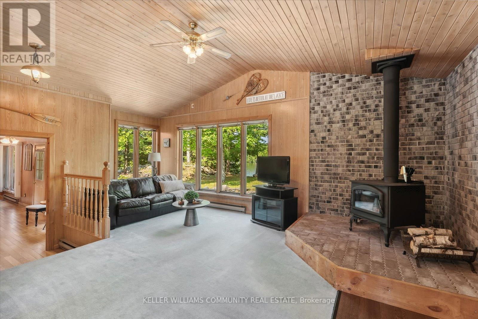 303 MAPLE LANDING LANE Image 18