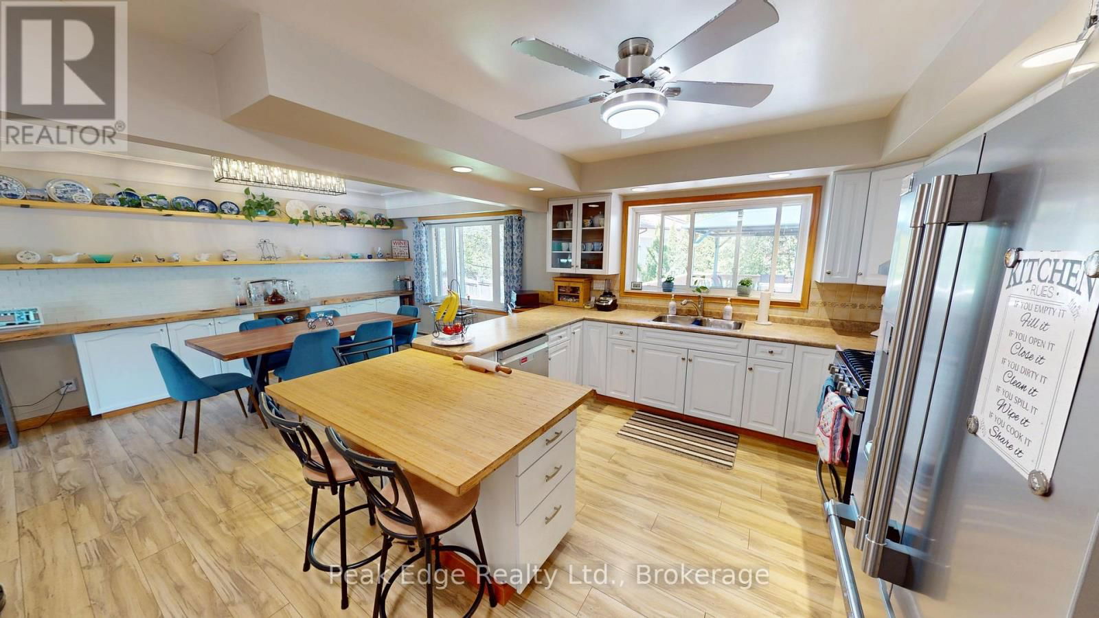 30 7 TH STREET Image 16