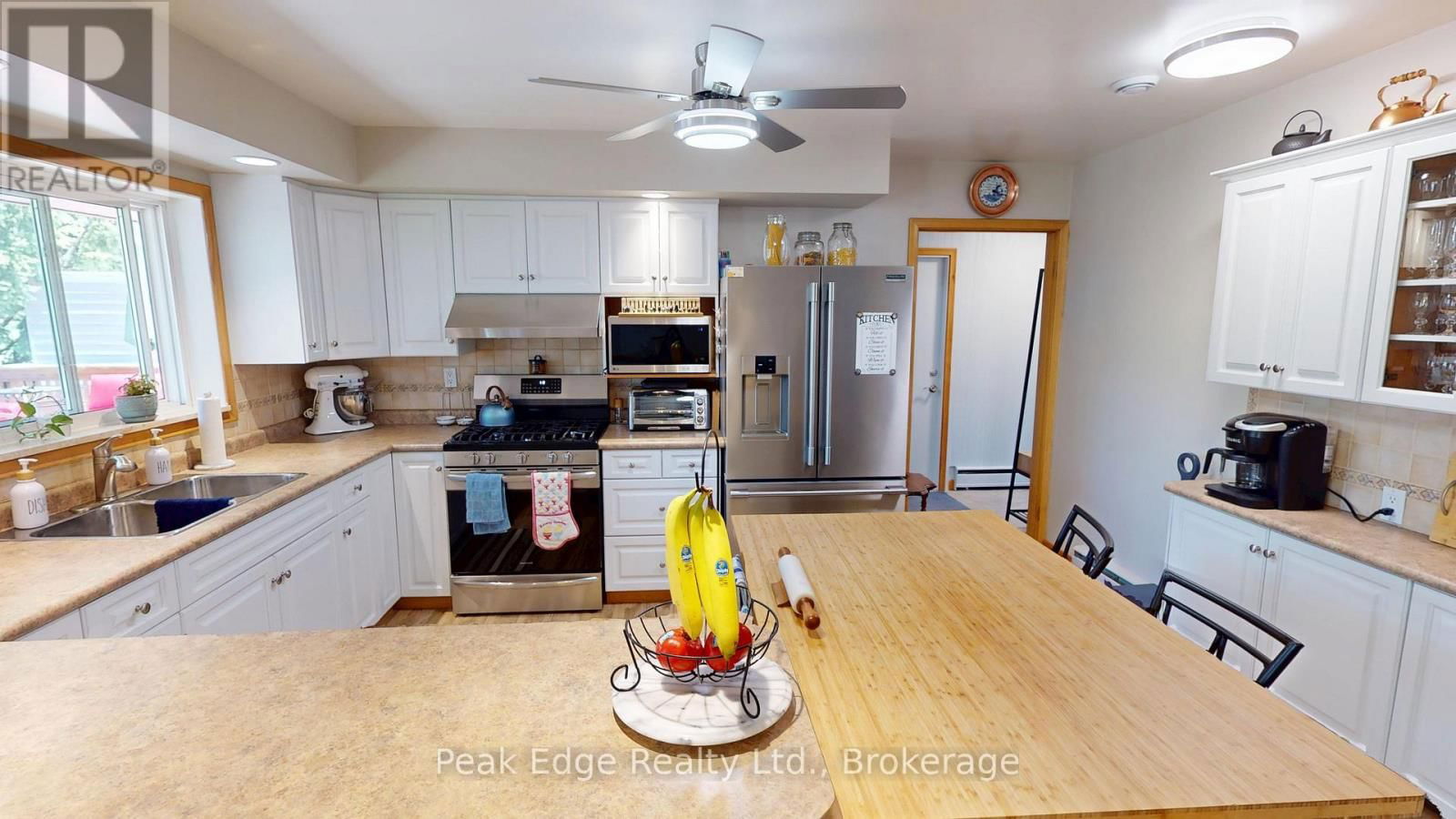 30 7 TH STREET Image 19