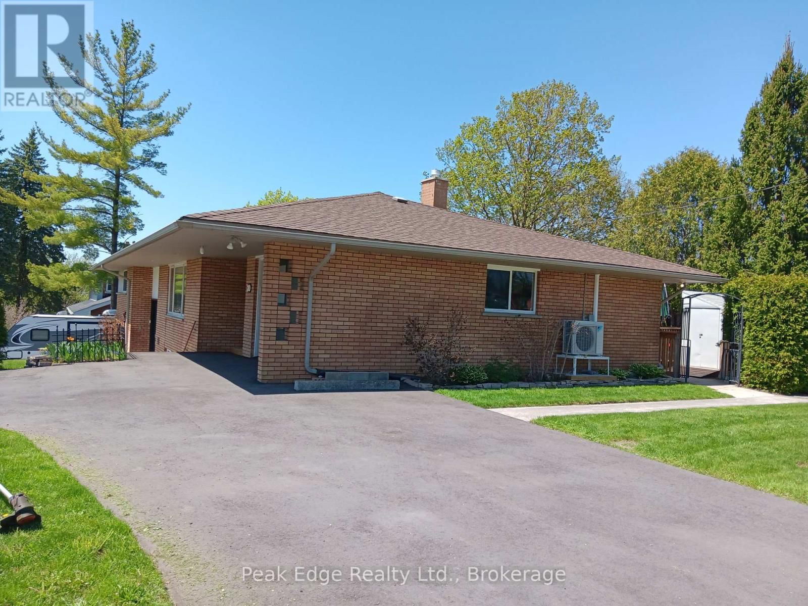 30 7 TH STREET Image 2