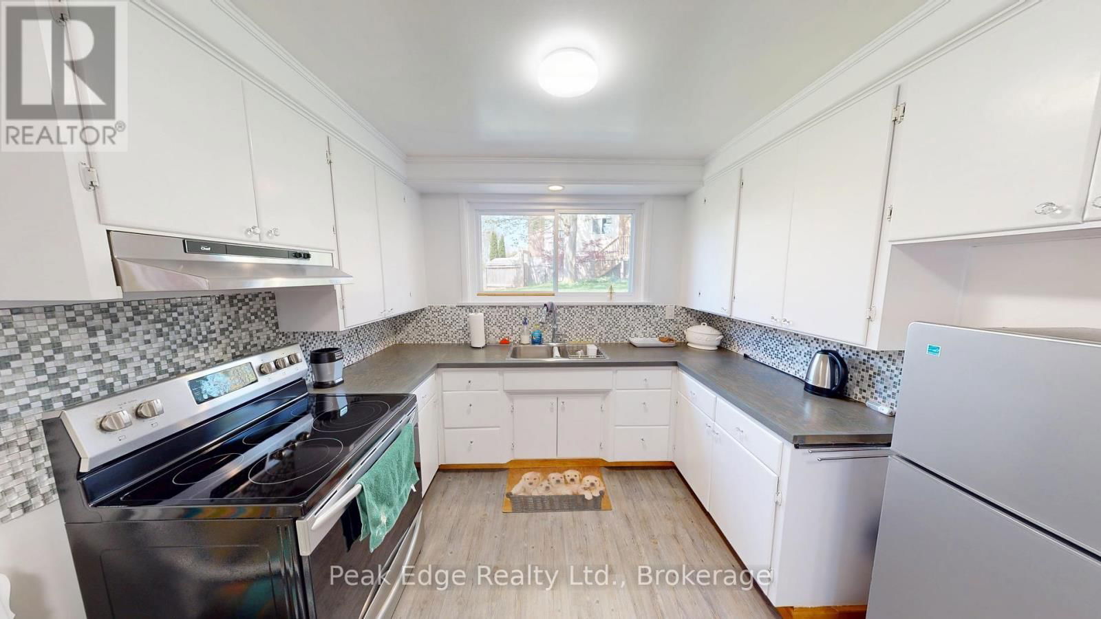 30 7 TH STREET Image 41