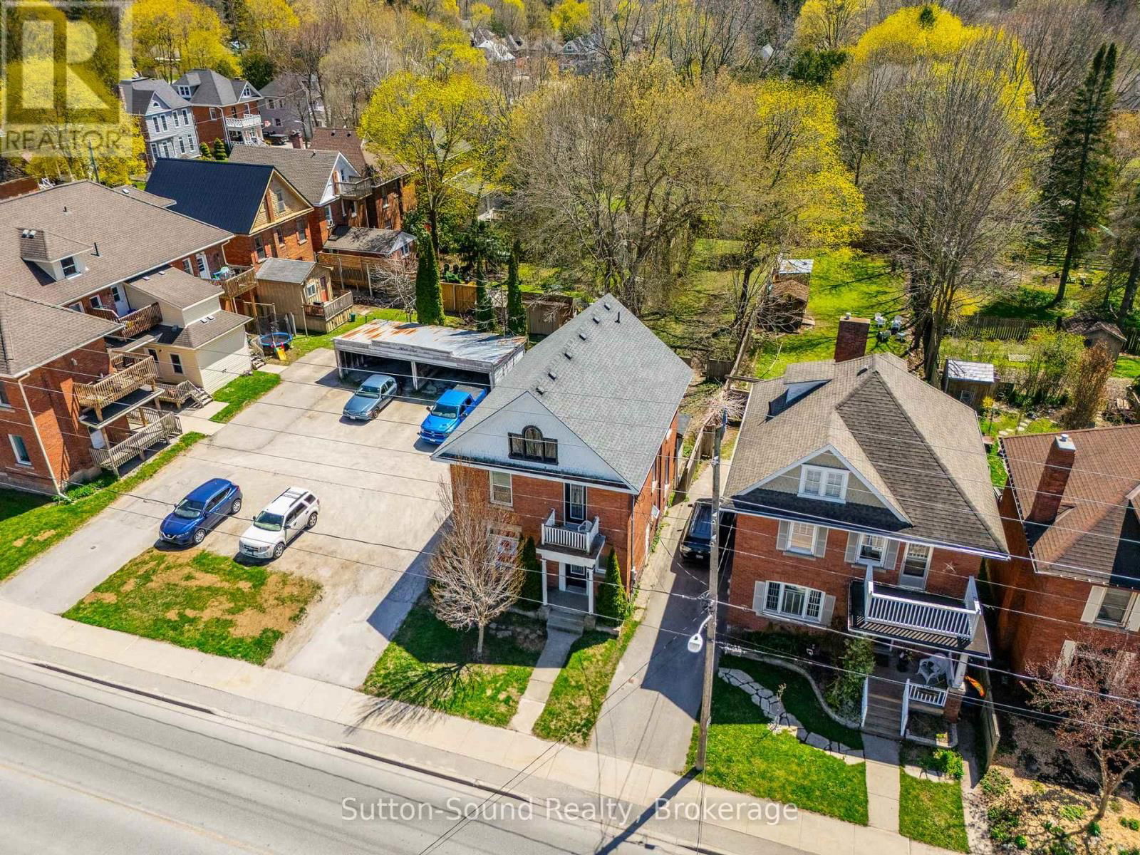 353 6TH STREET EAST Image 26