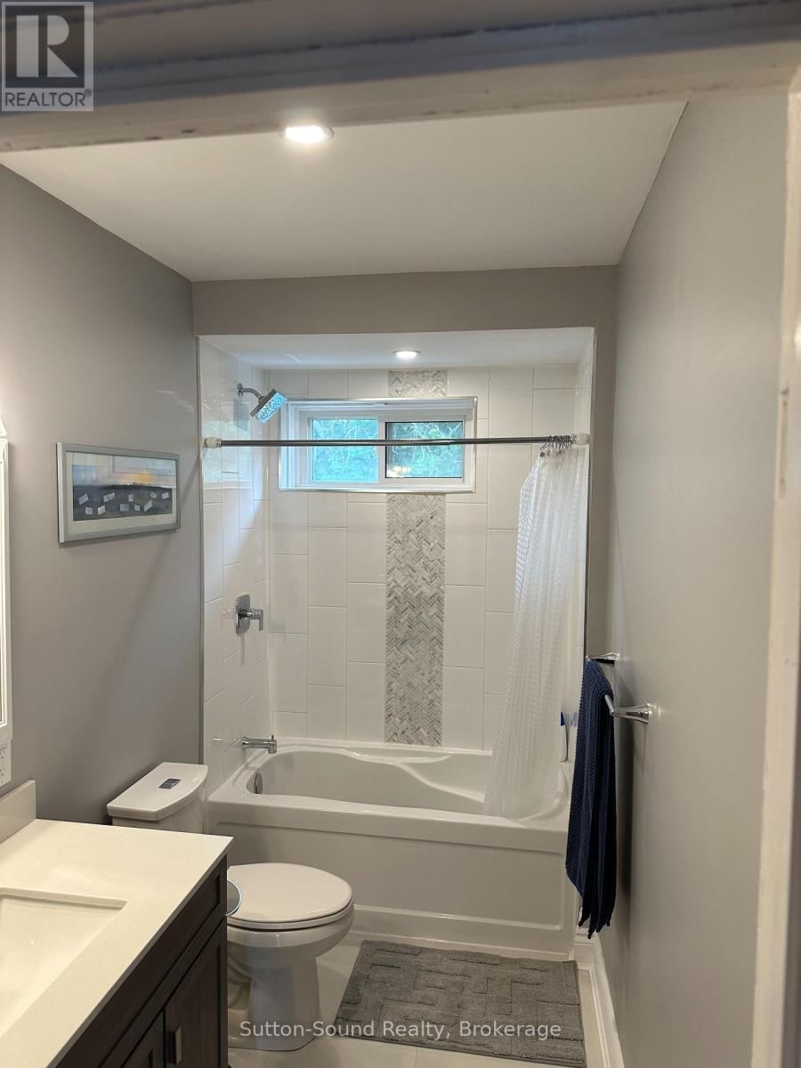 353 6TH STREET EAST Image 8