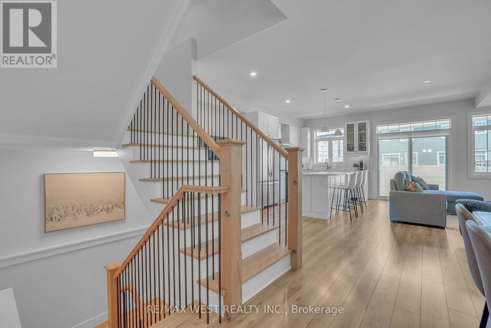 197 YELLOW BIRCH CRESCENT Image 3