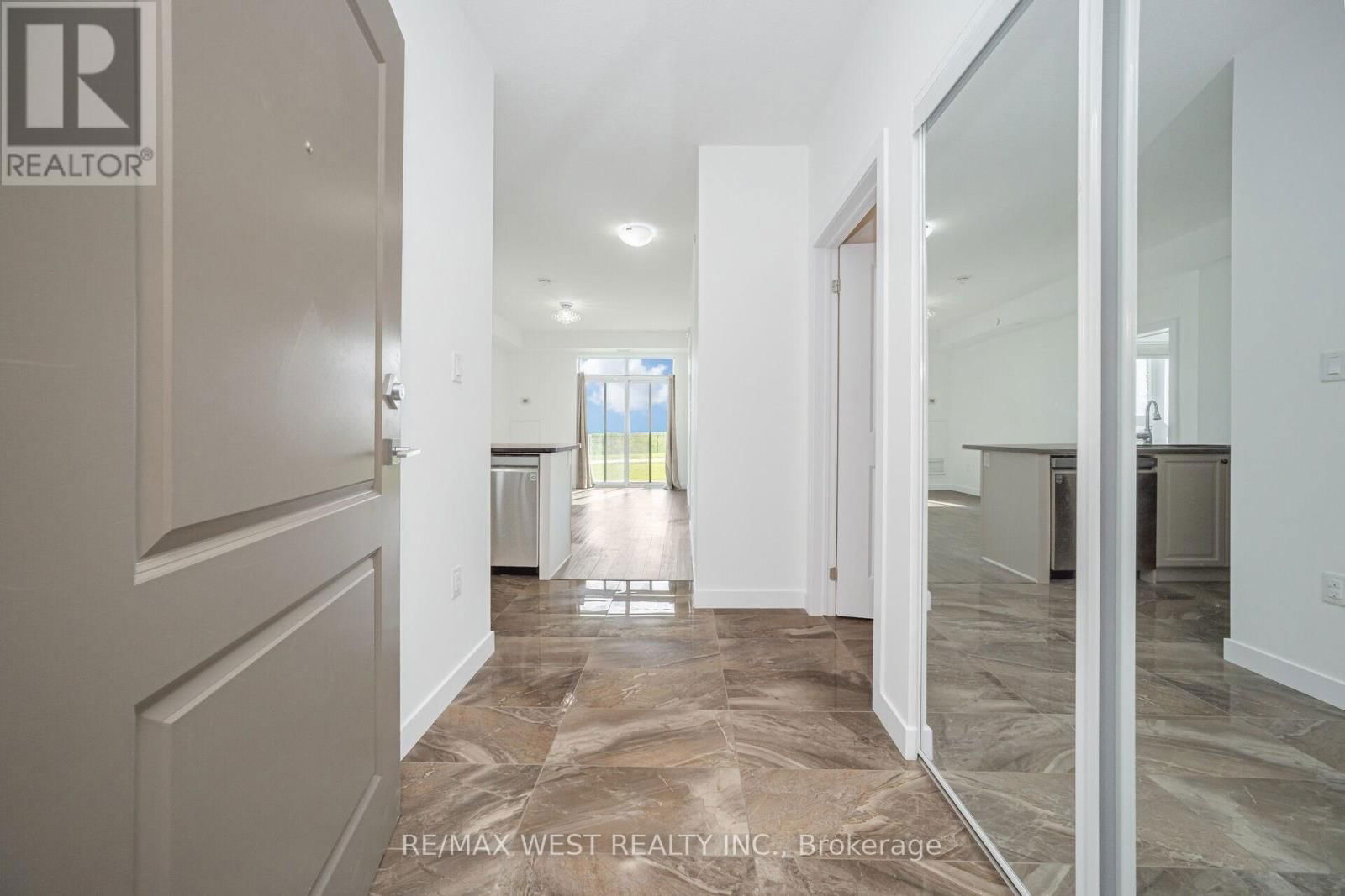 131 - 101 SHOREVIEW PLACE Image 17