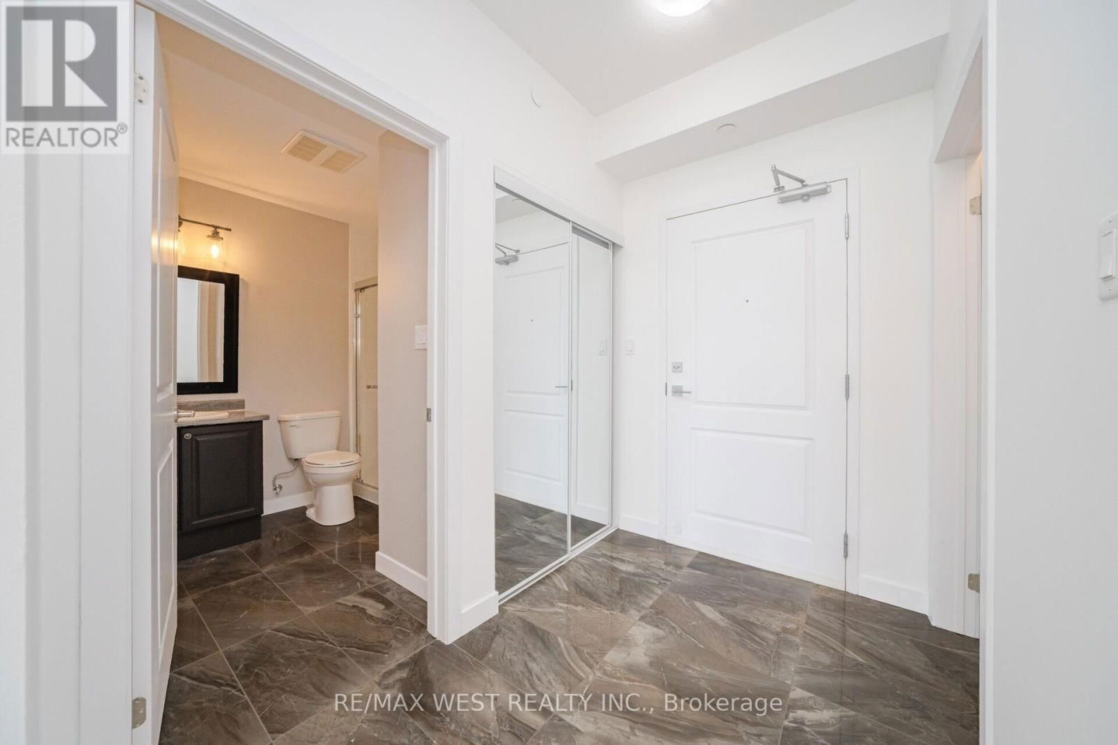 131 - 101 SHOREVIEW PLACE Image 20