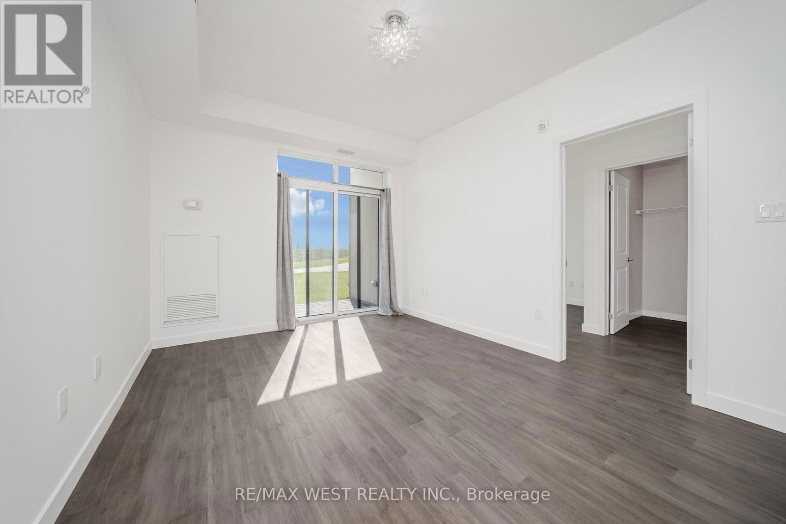 131 - 101 SHOREVIEW PLACE Image 31