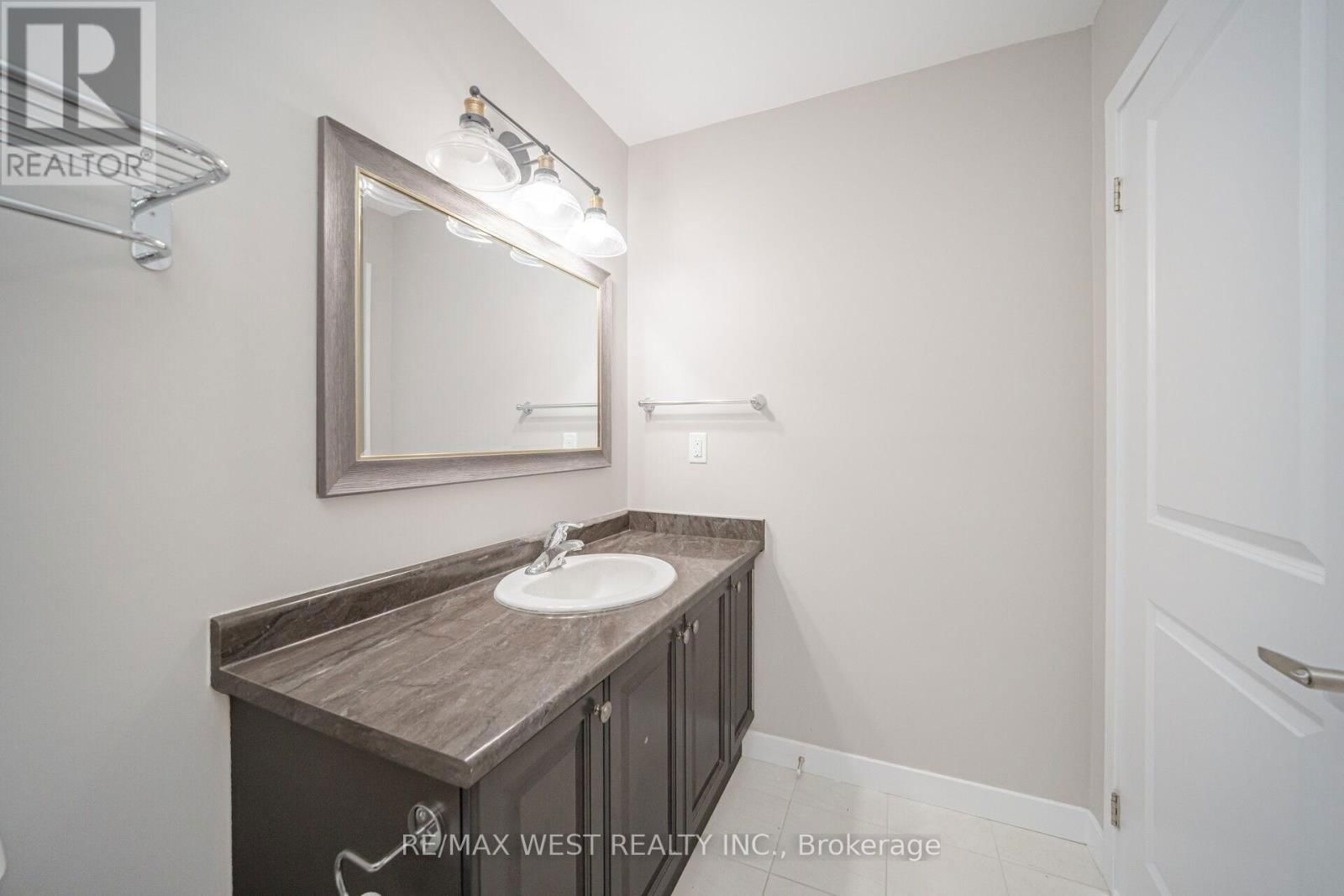 131 - 101 SHOREVIEW PLACE Image 48