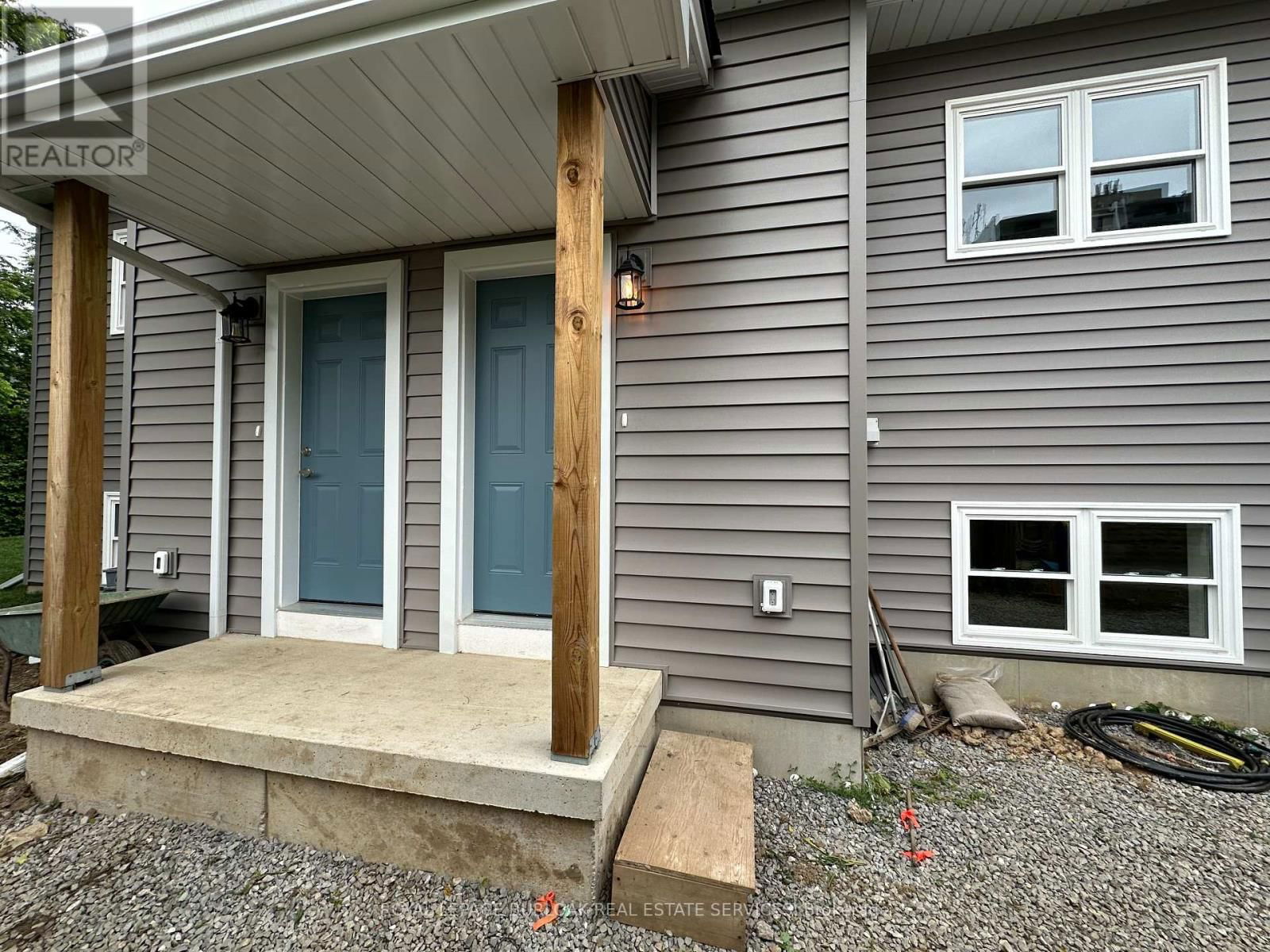 38 VIEWPOINT AVENUE Image 34