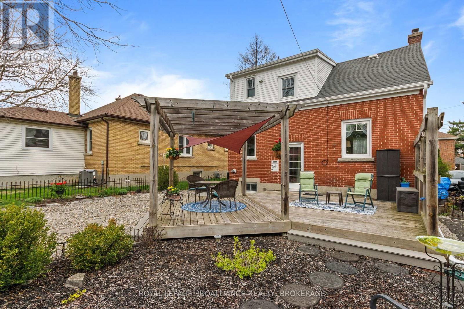196 WILLINGDON AVENUE Image 27