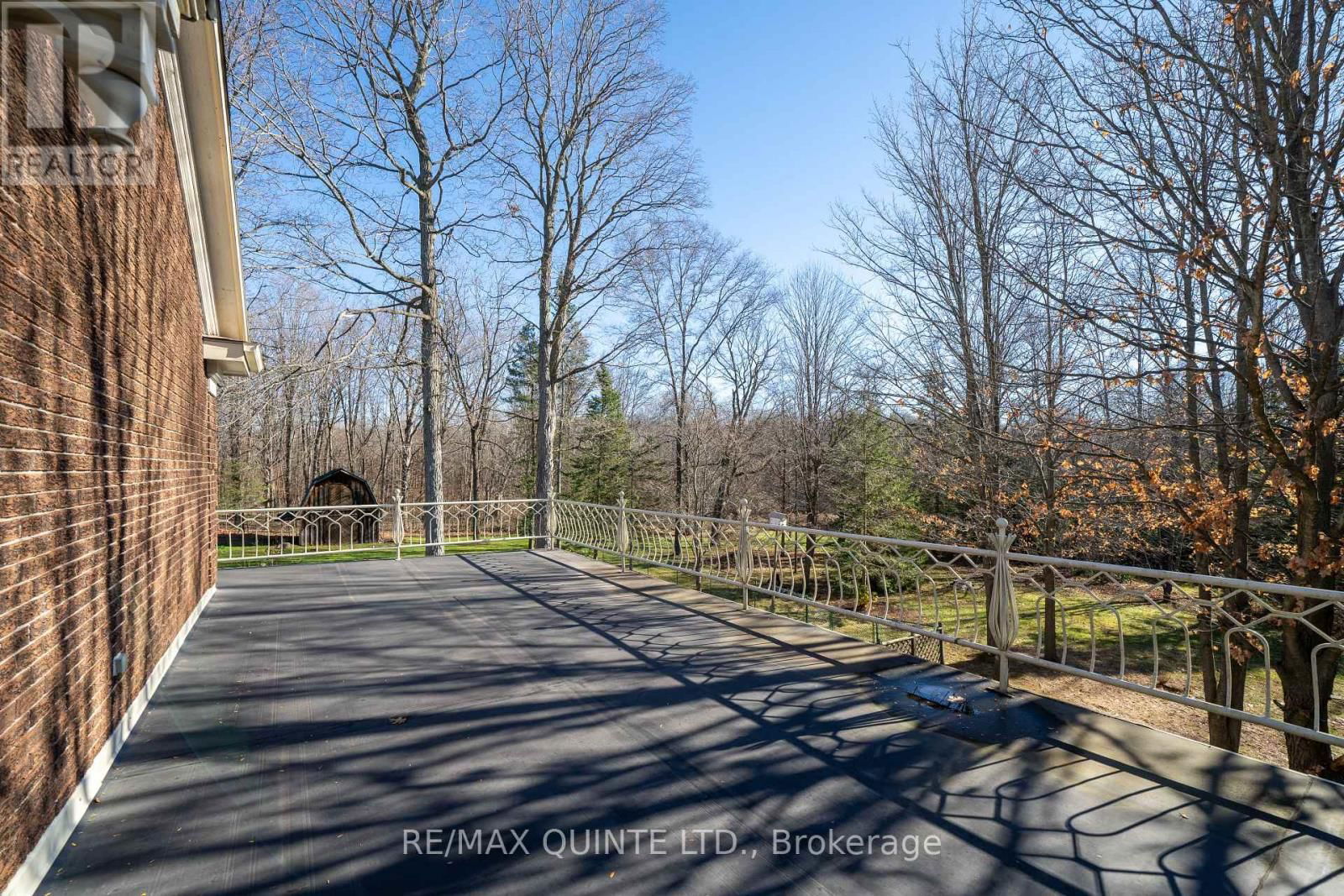 1386 WALLBRIDGE-LOYALIST ROAD Image 25