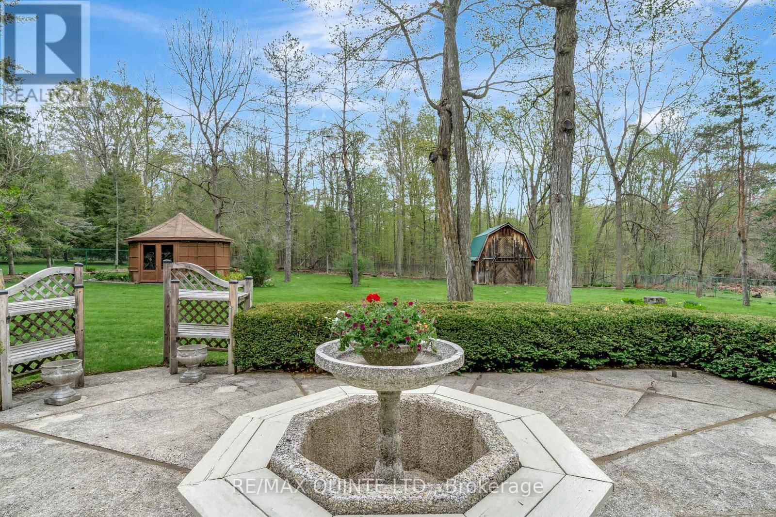 1386 WALLBRIDGE-LOYALIST ROAD Image 36