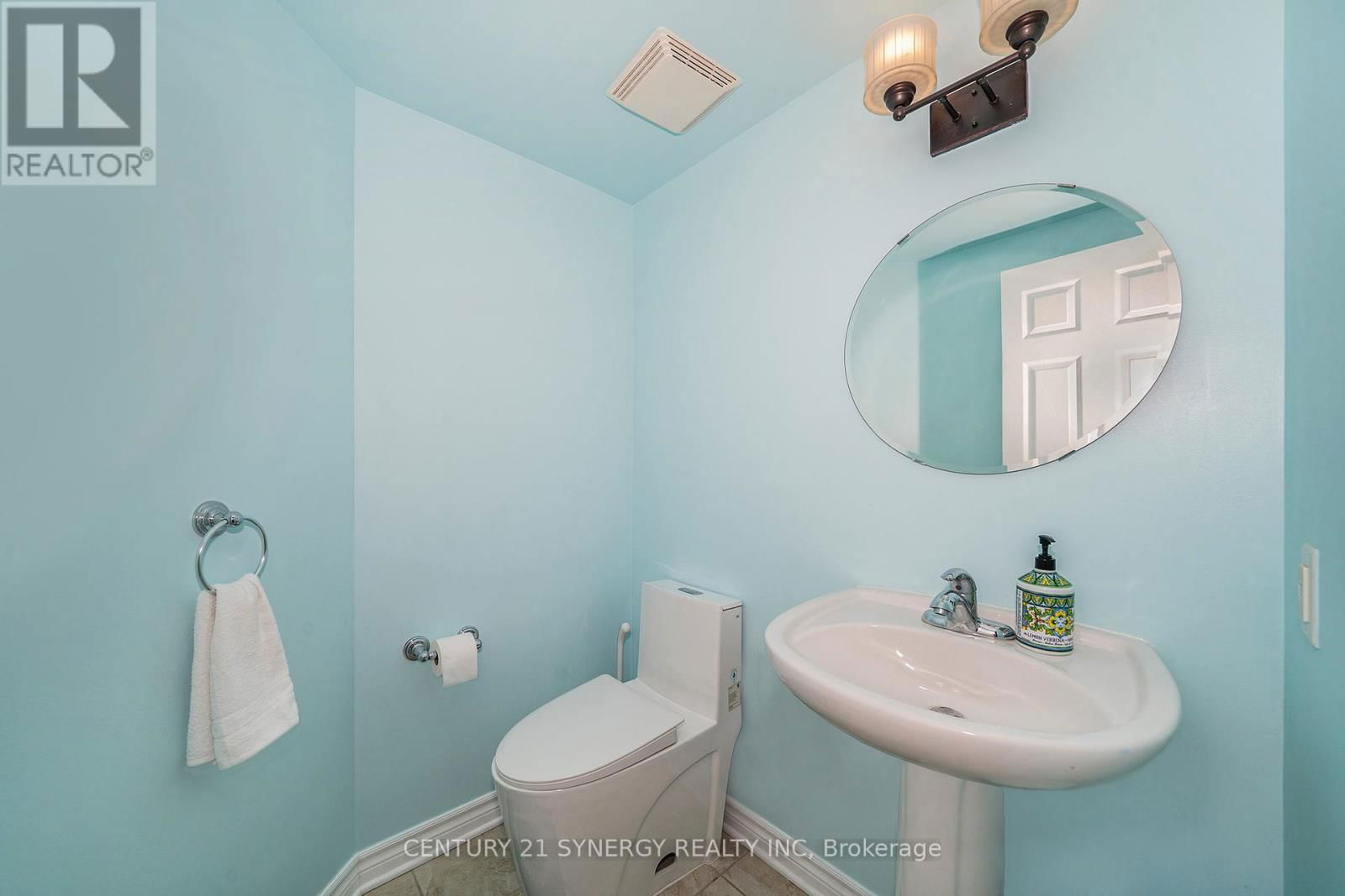 238 MONACO PLACE Image 13