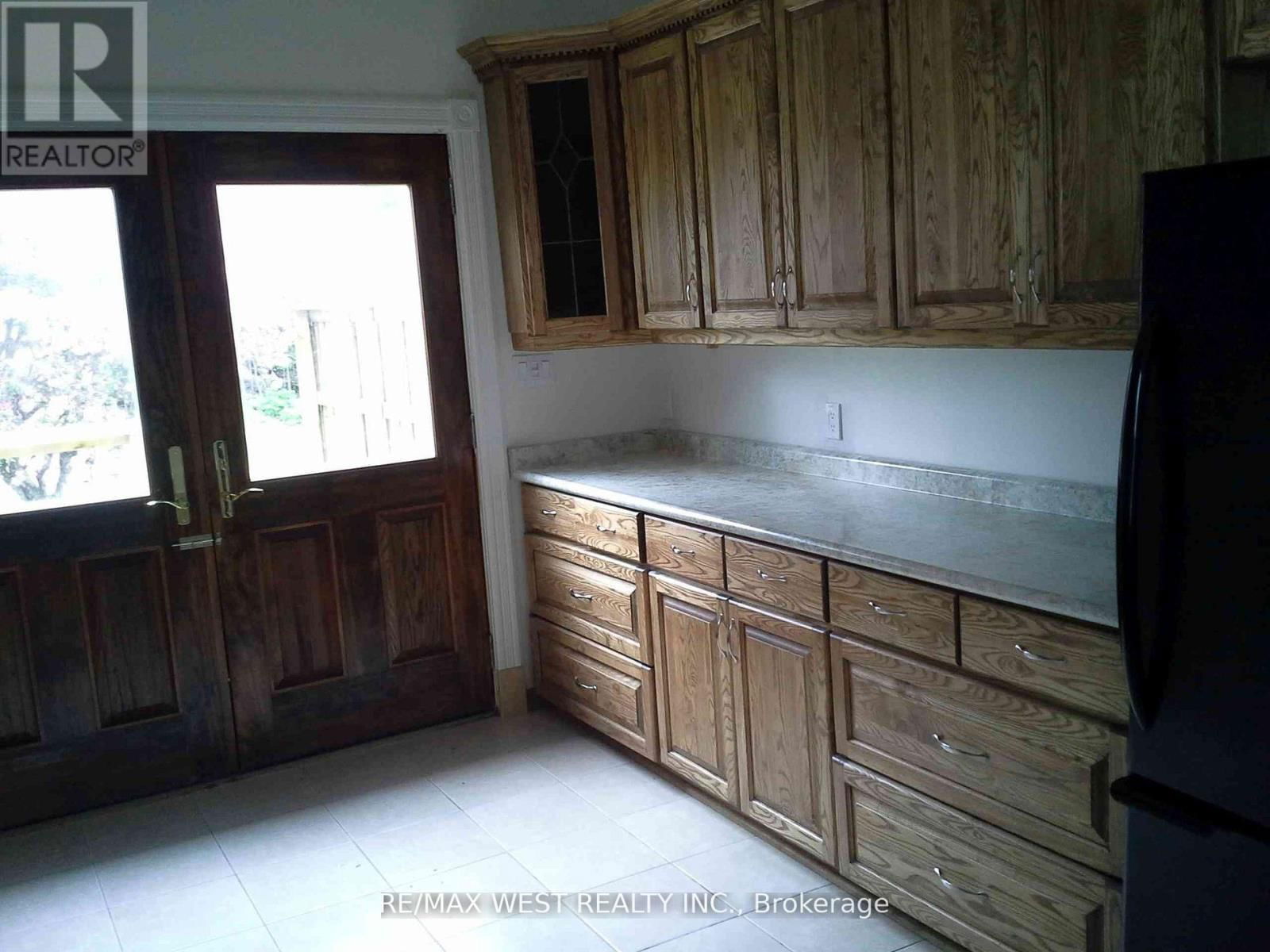 52 BECHER STREET Image 4