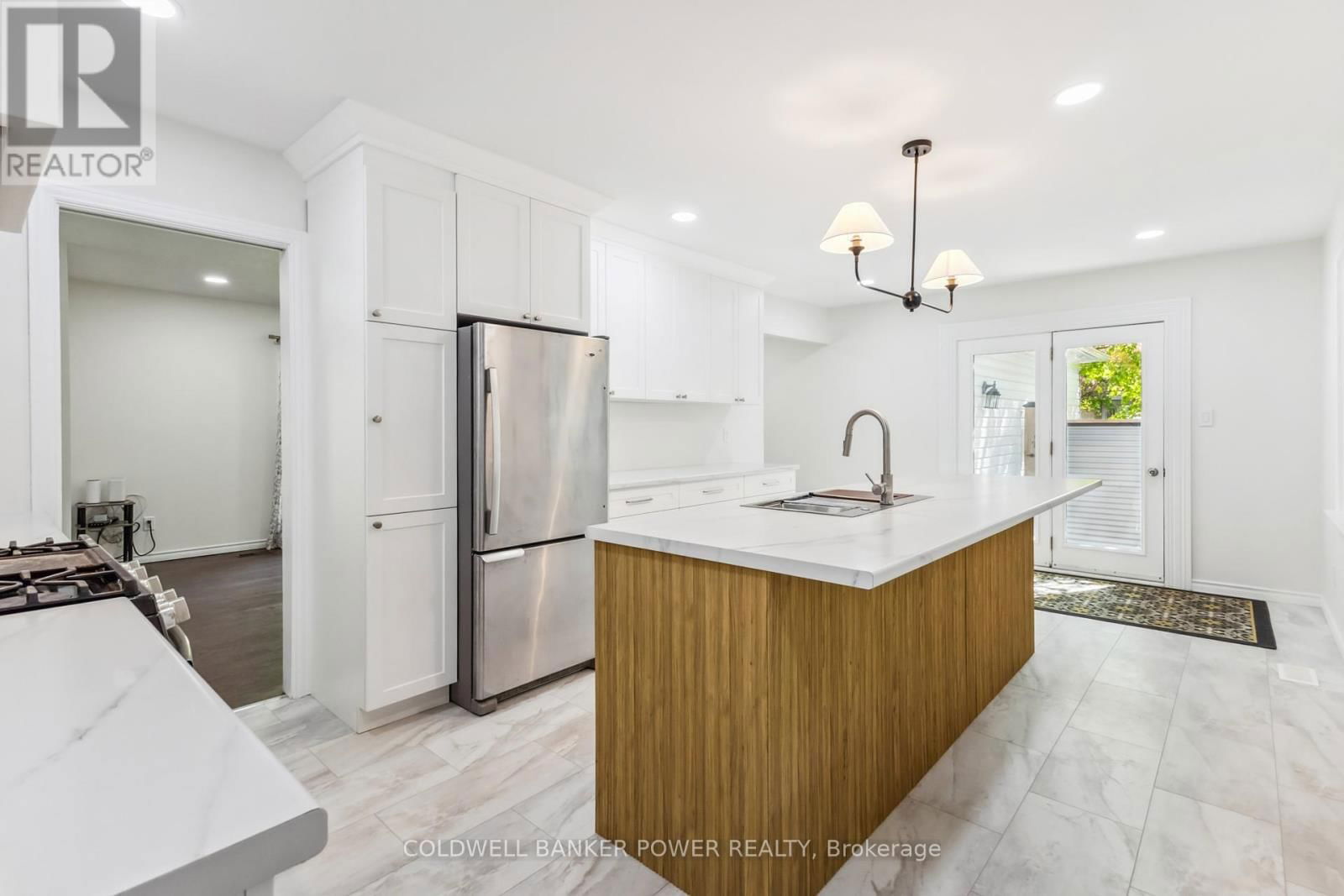 52 STUYVESANT PLACE Image 12
