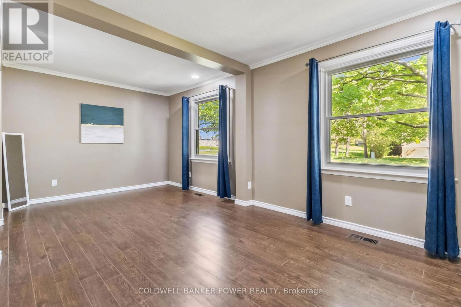 52 STUYVESANT PLACE Image 15