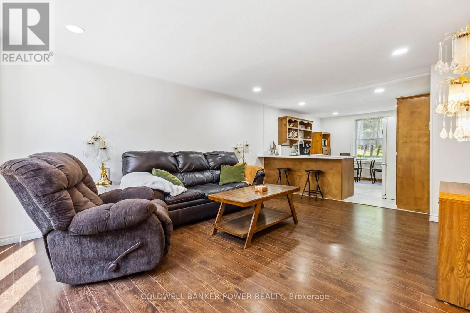 52 STUYVESANT PLACE Image 30