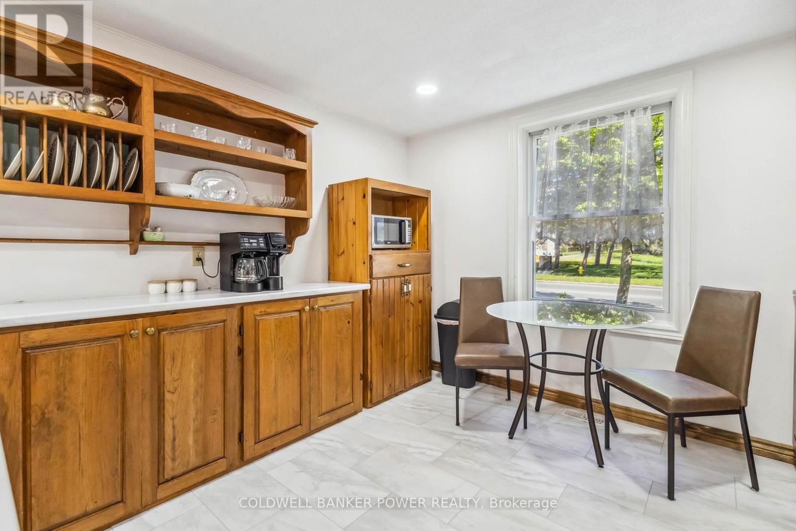 52 STUYVESANT PLACE Image 32