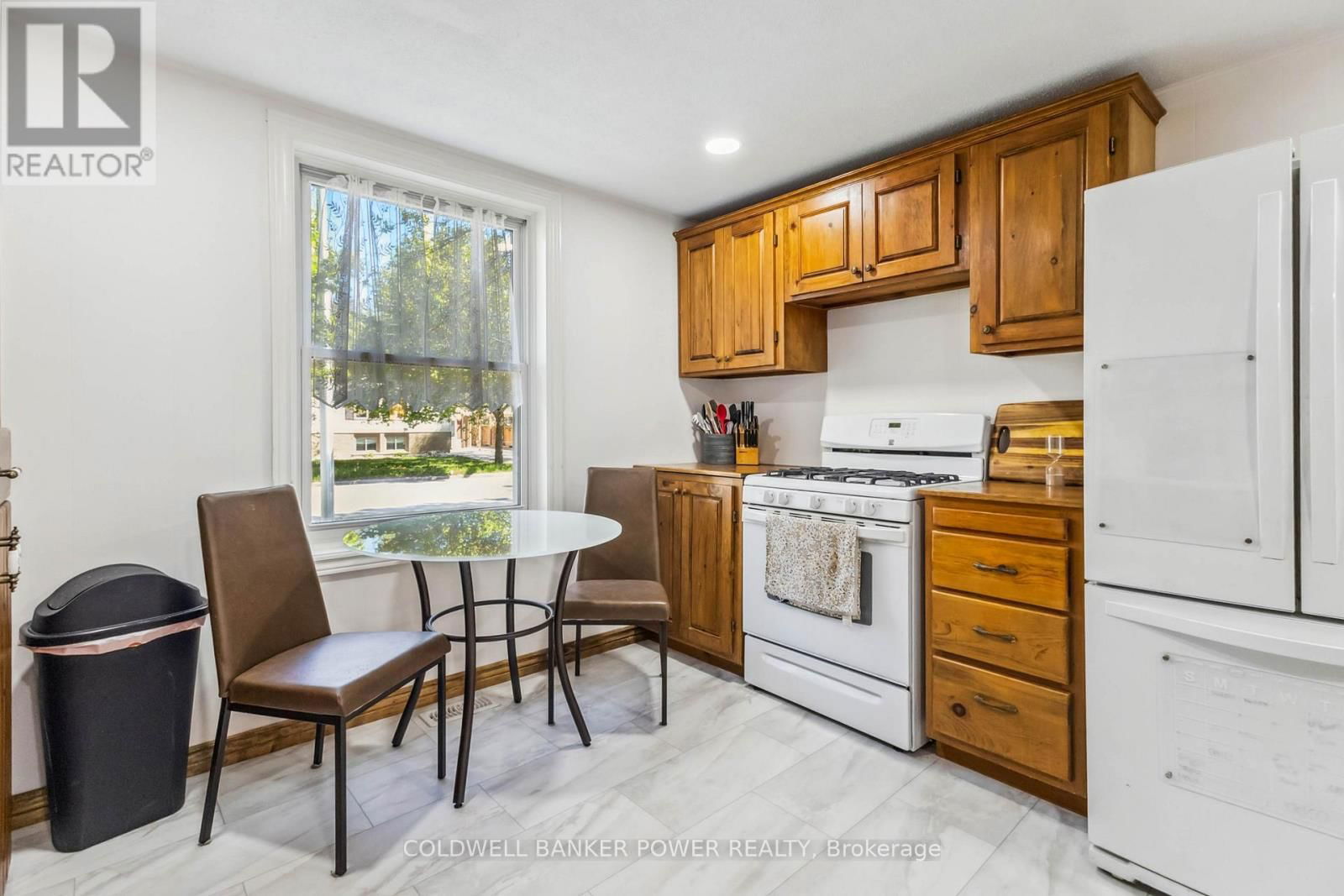 52 STUYVESANT PLACE Image 33