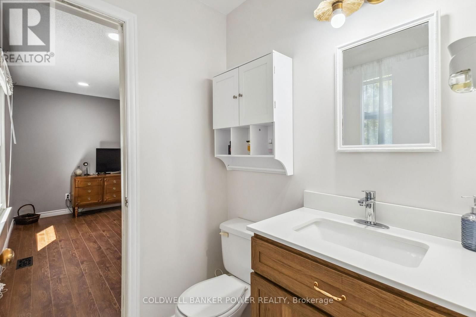 52 STUYVESANT PLACE Image 37