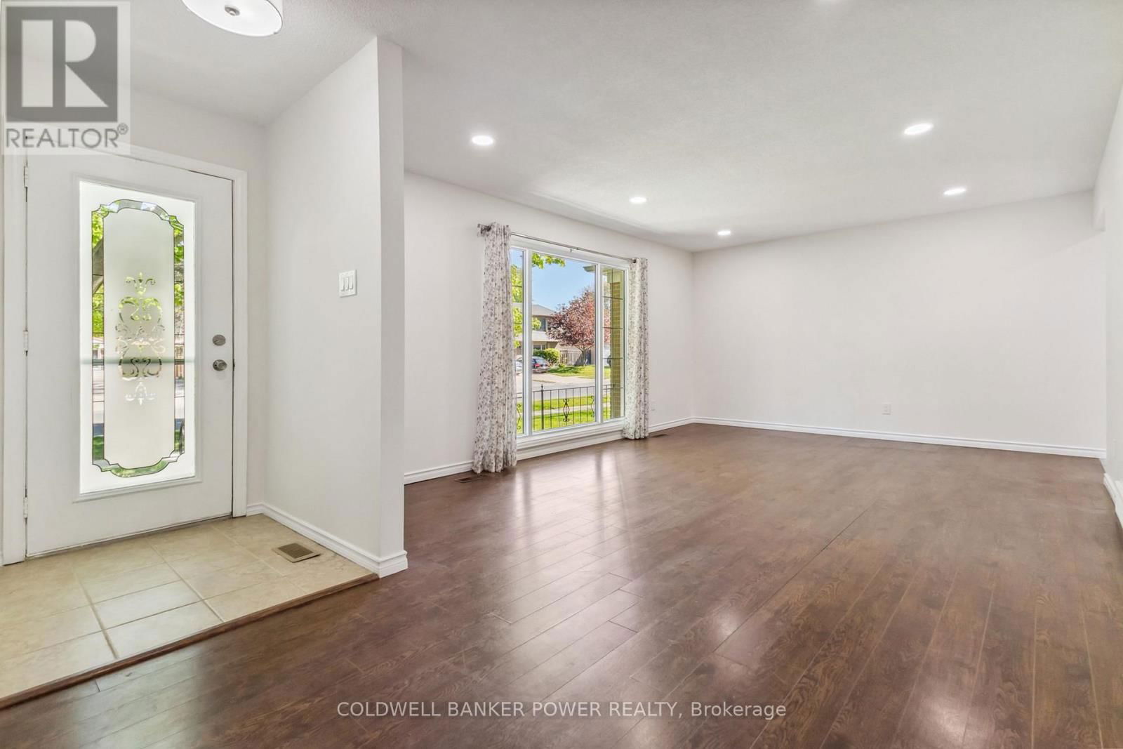 52 STUYVESANT PLACE Image 6