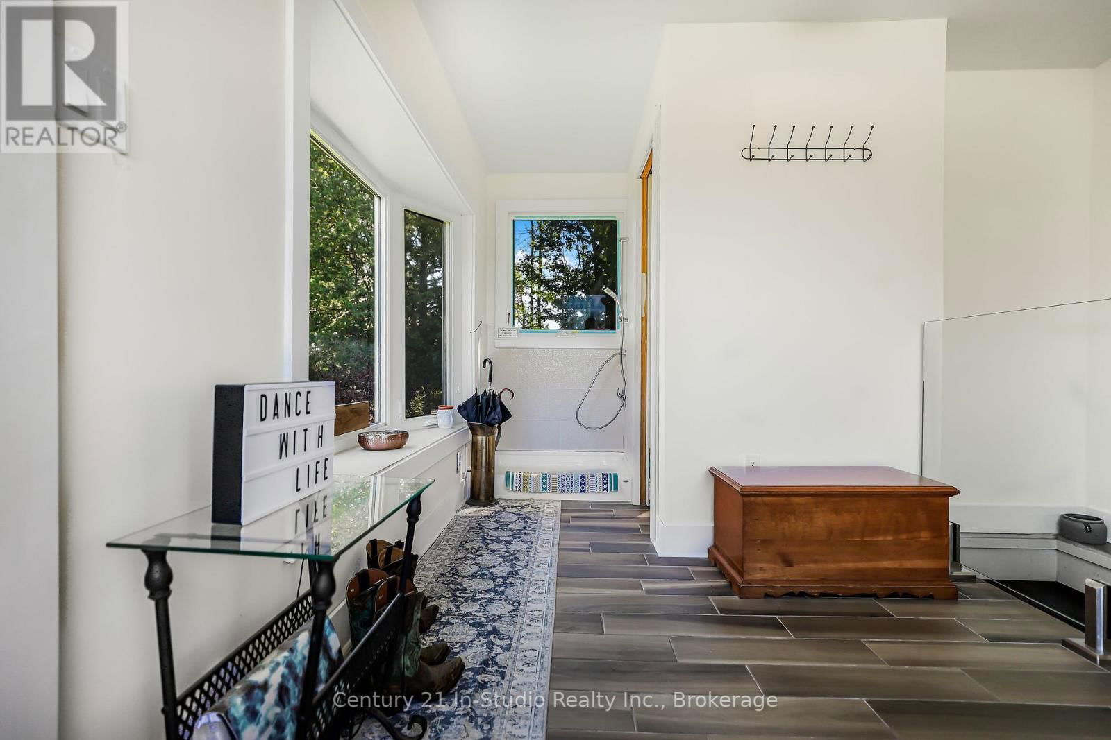 282 ELSINORE ROAD Image 24