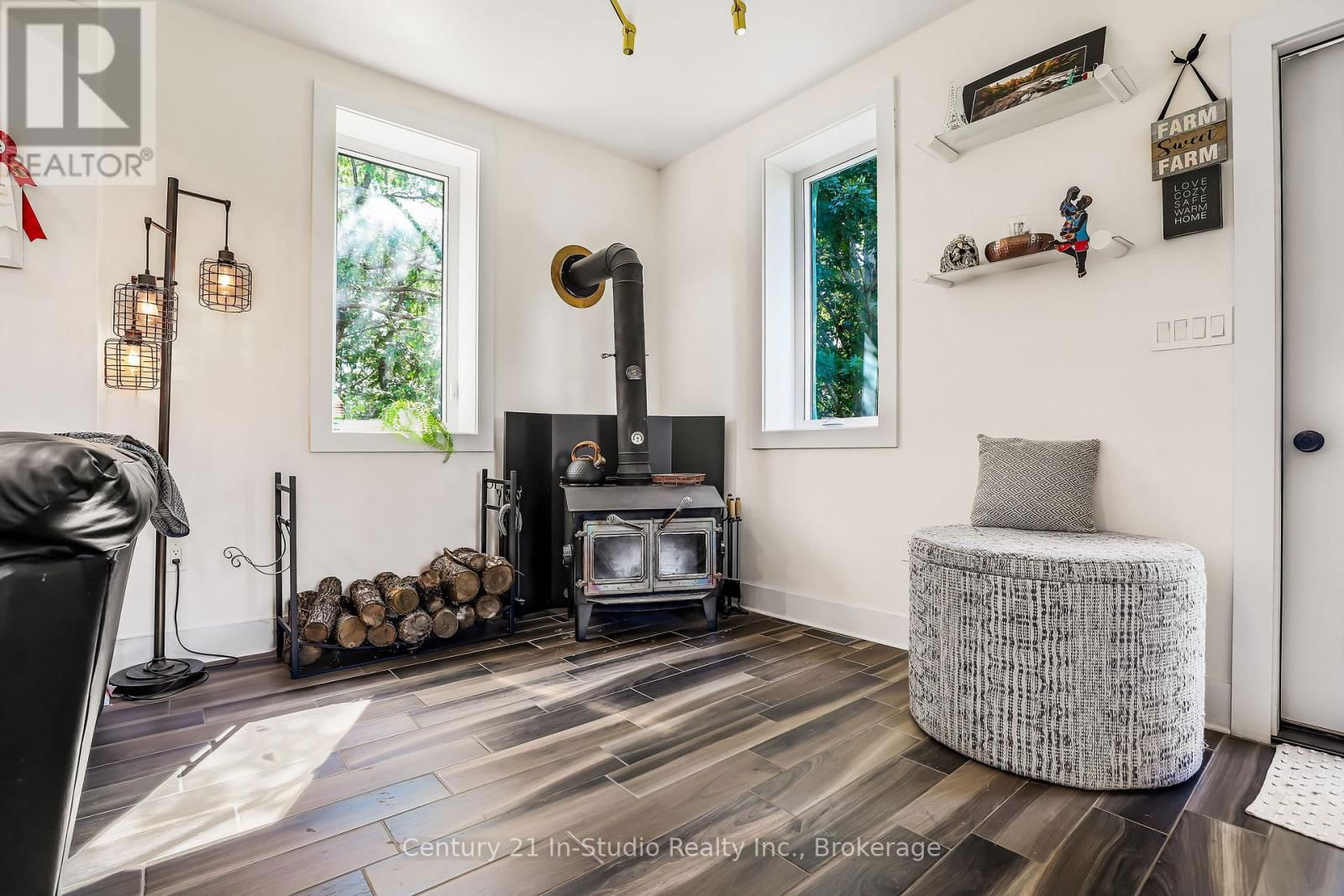 282 ELSINORE ROAD Image 32