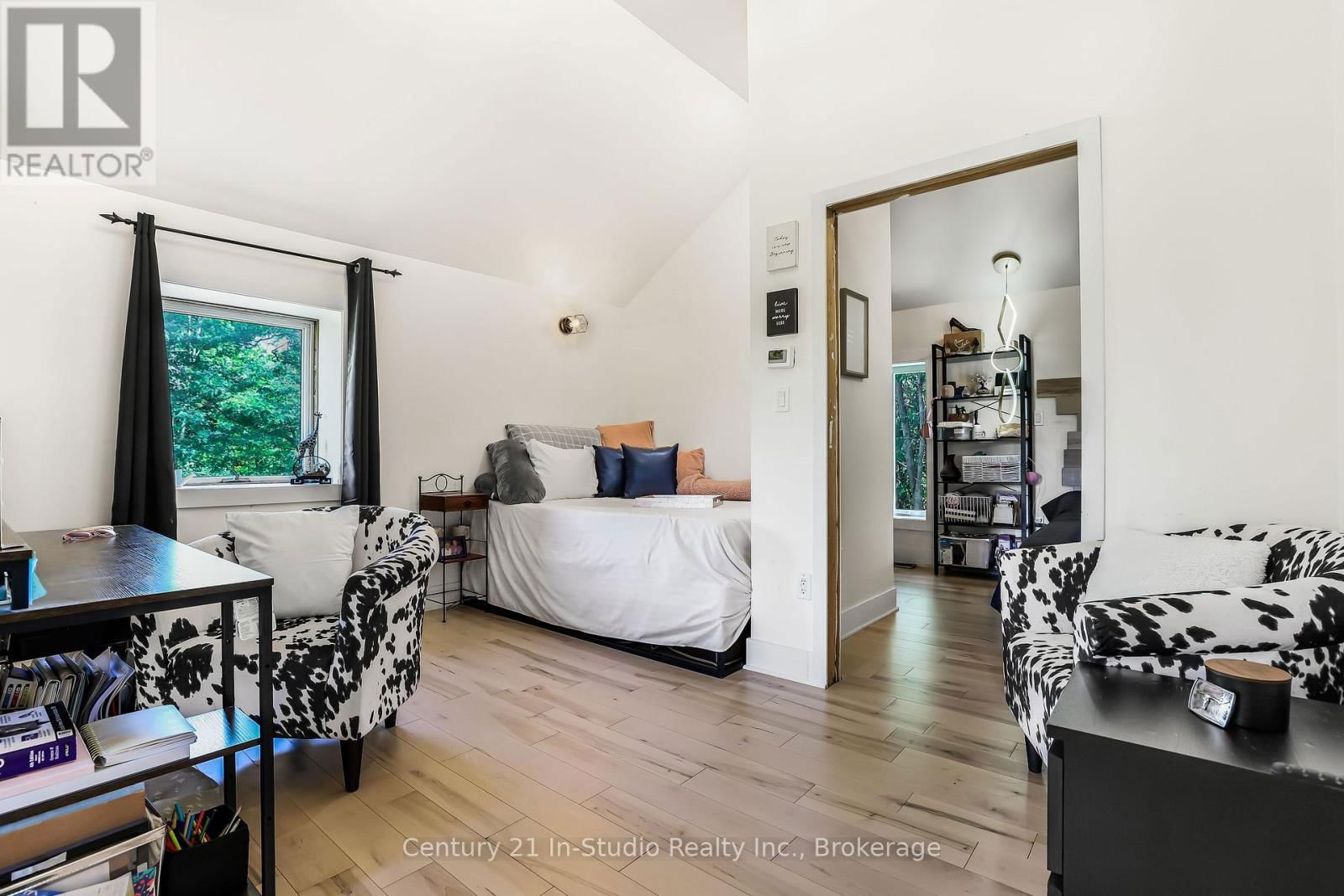 282 ELSINORE ROAD Image 36