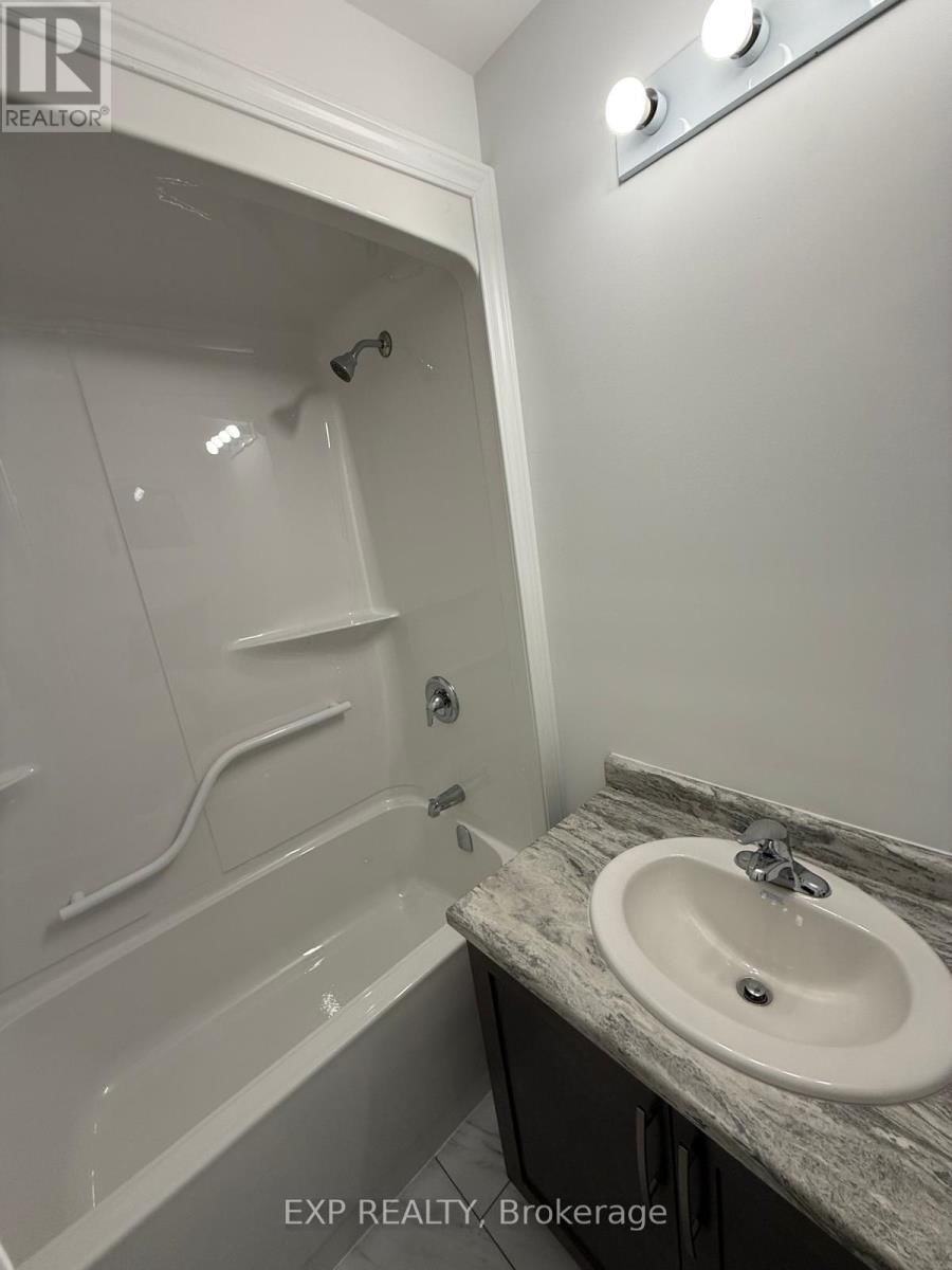 278 WELLANDVALE DRIVE Image 12