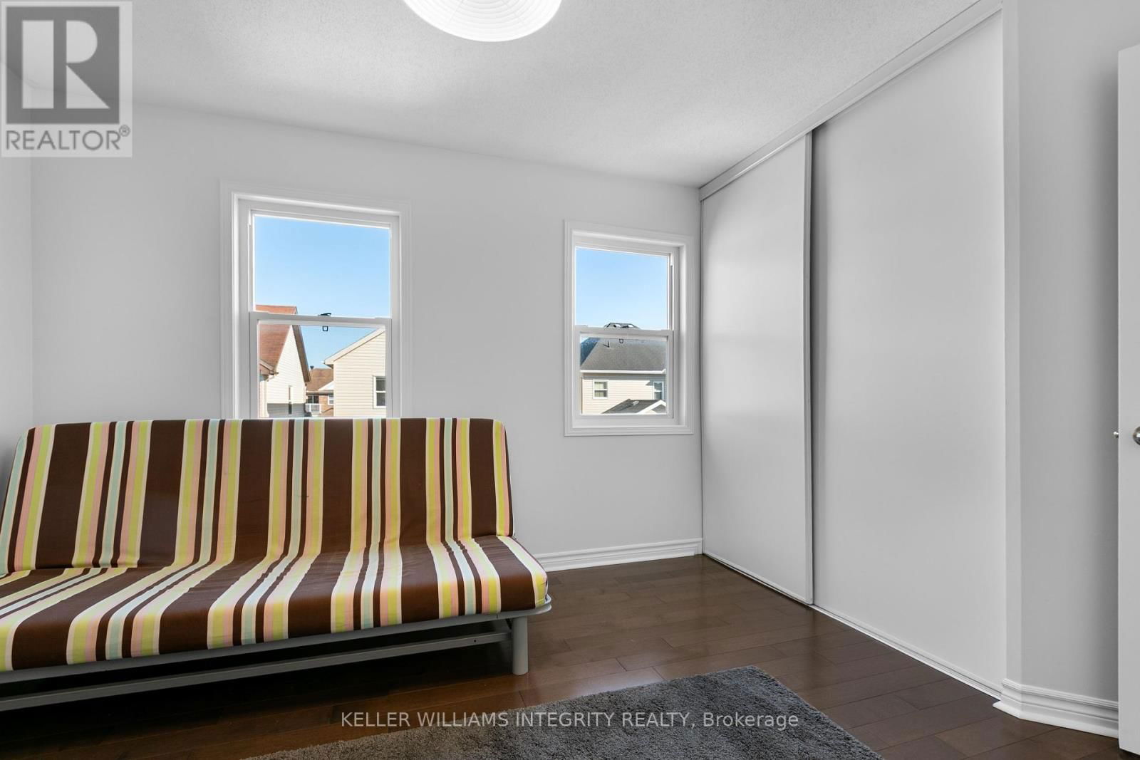 166 STREAMSIDE CRESCENT Image 31
