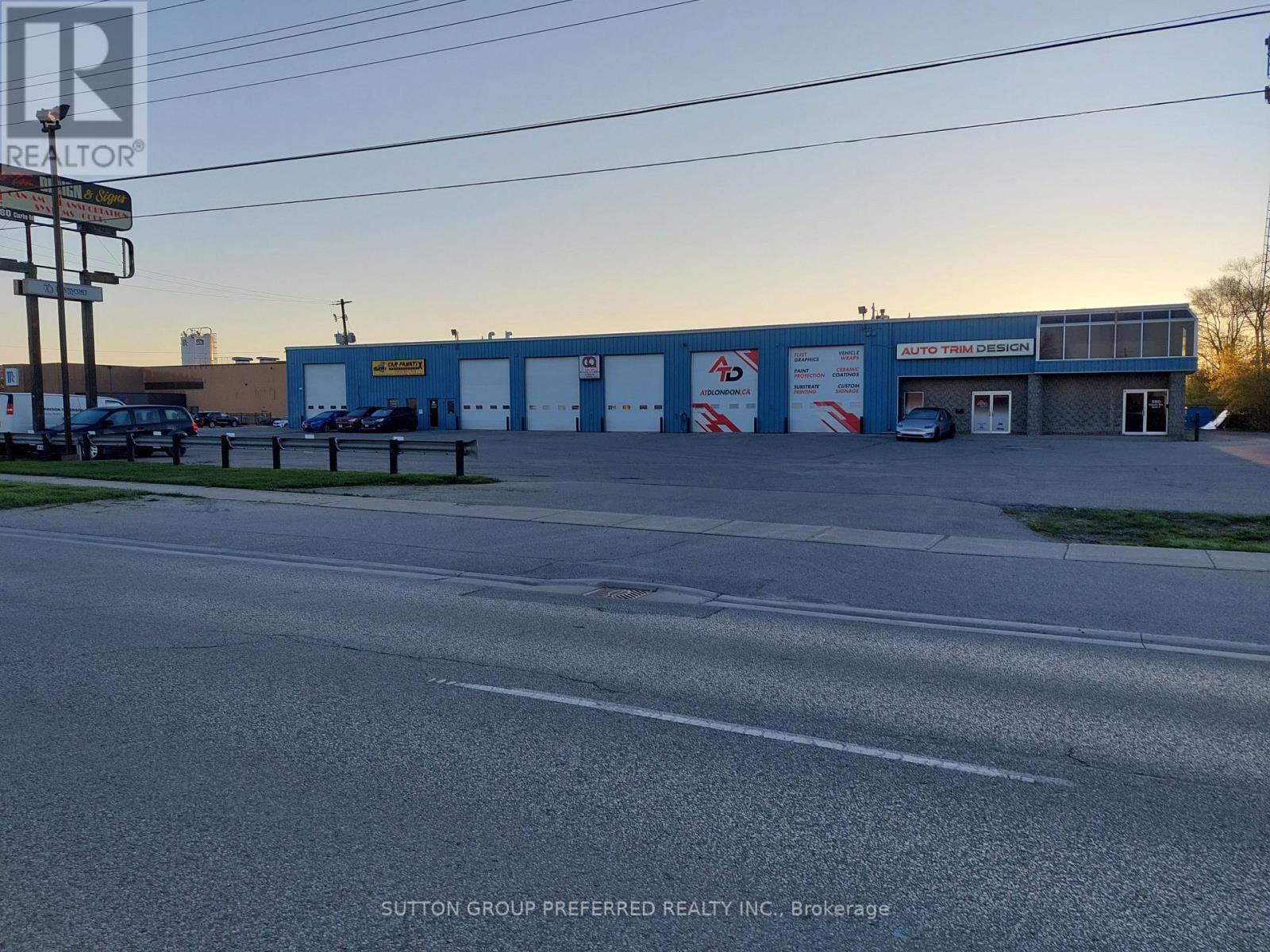 580 CLARKE ROAD Image 1