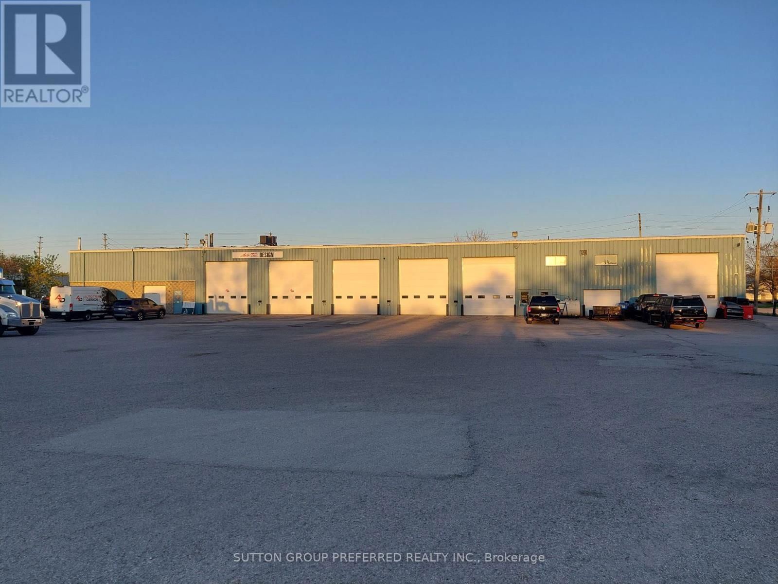 580 CLARKE ROAD Image 2