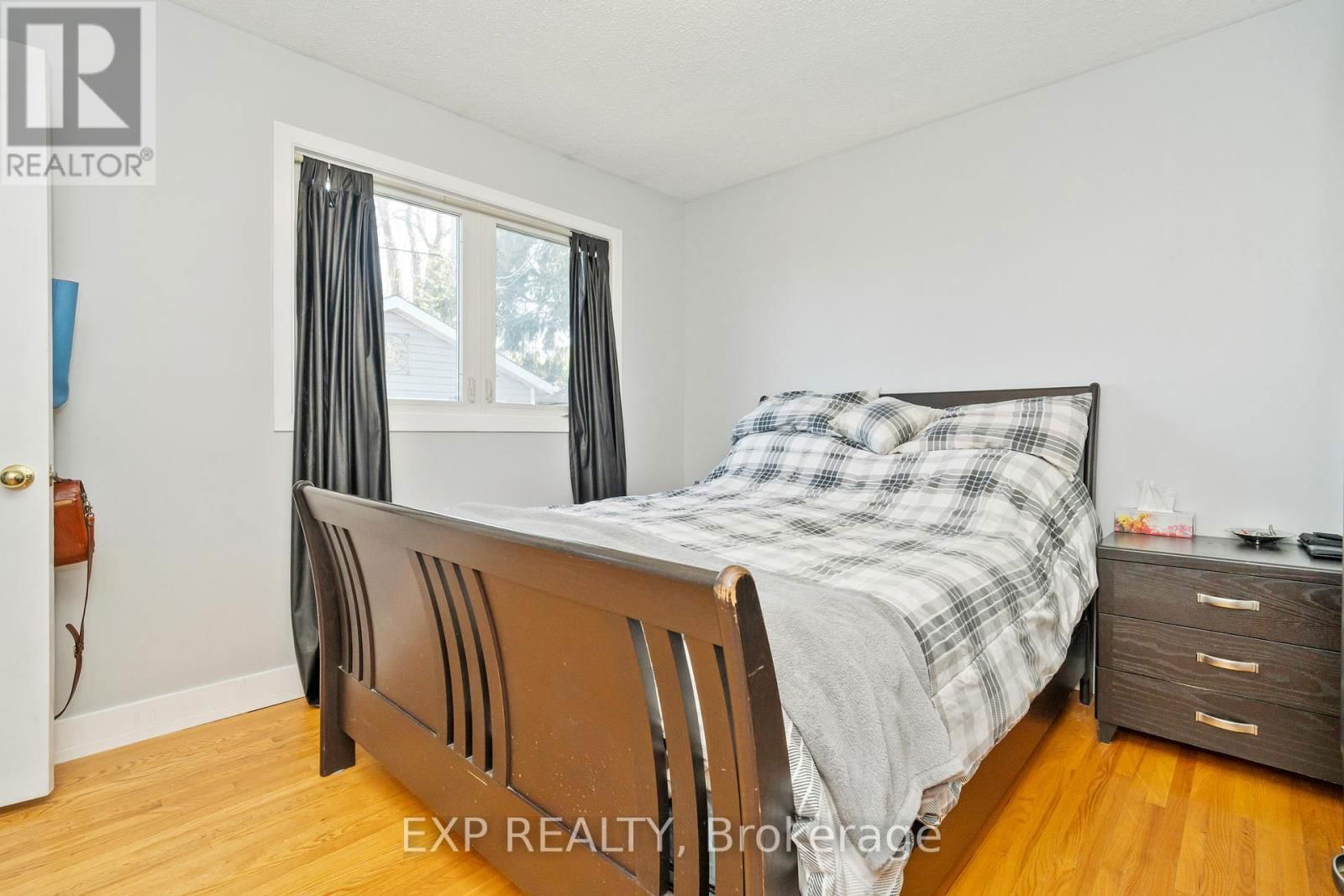 322 GALLOWAY DRIVE Image 13