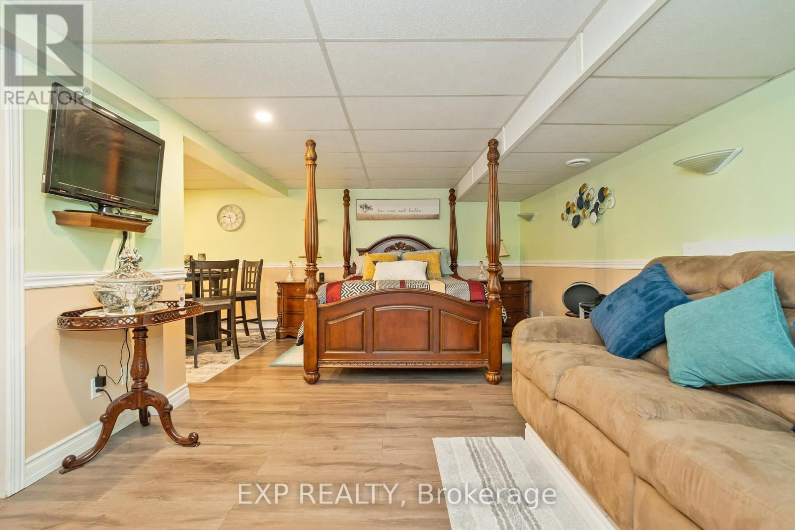 322 GALLOWAY DRIVE Image 22