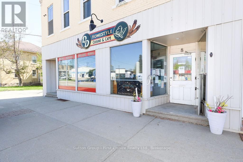 8 WOODSTOCK STREET NORTH Image 17
