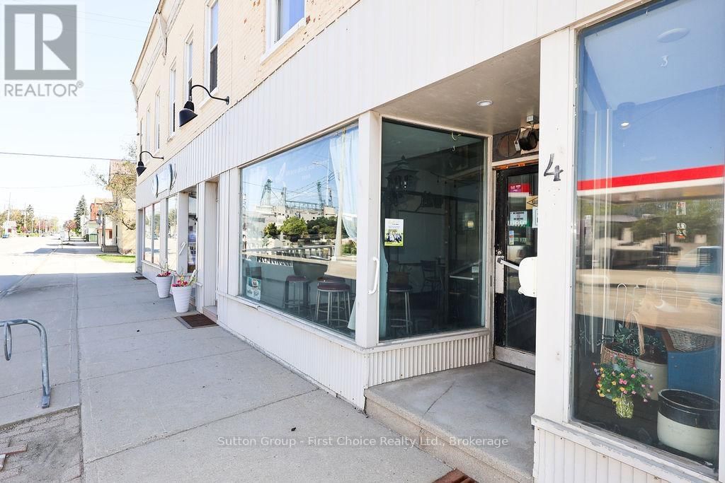 8 WOODSTOCK STREET NORTH Image 19