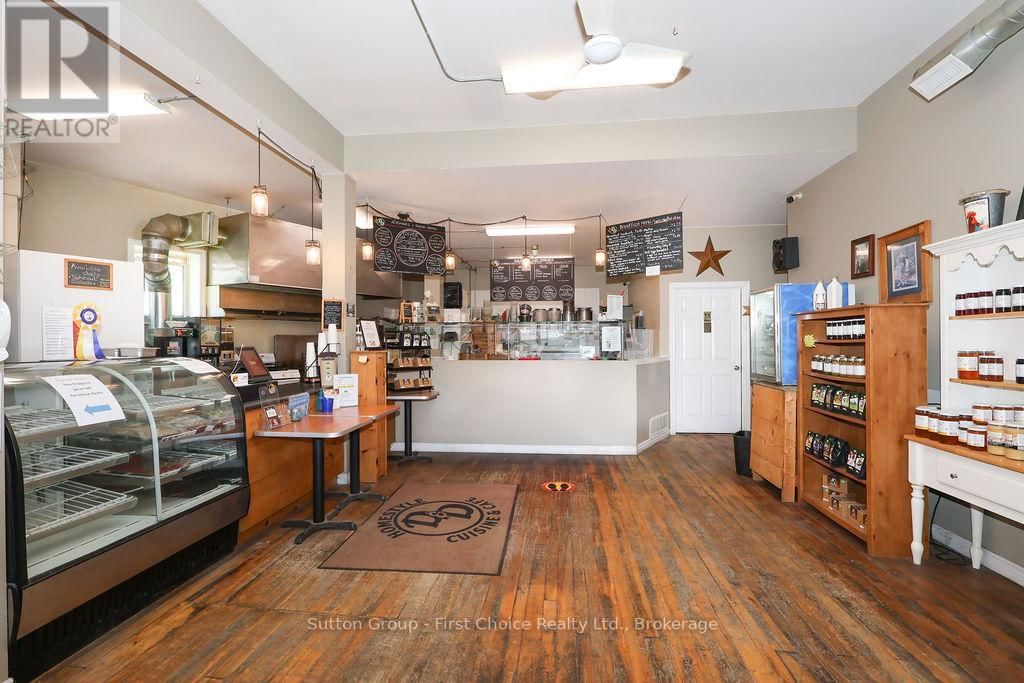8 WOODSTOCK STREET NORTH Image 6