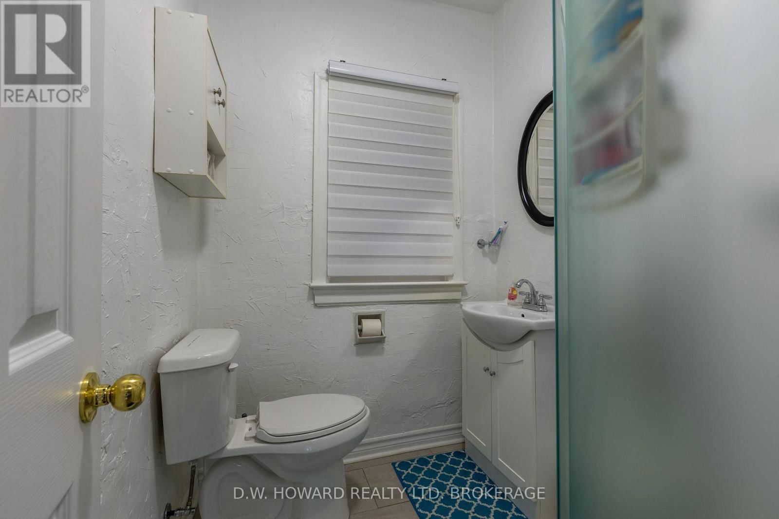 534 LINCOLN STREET Image 14