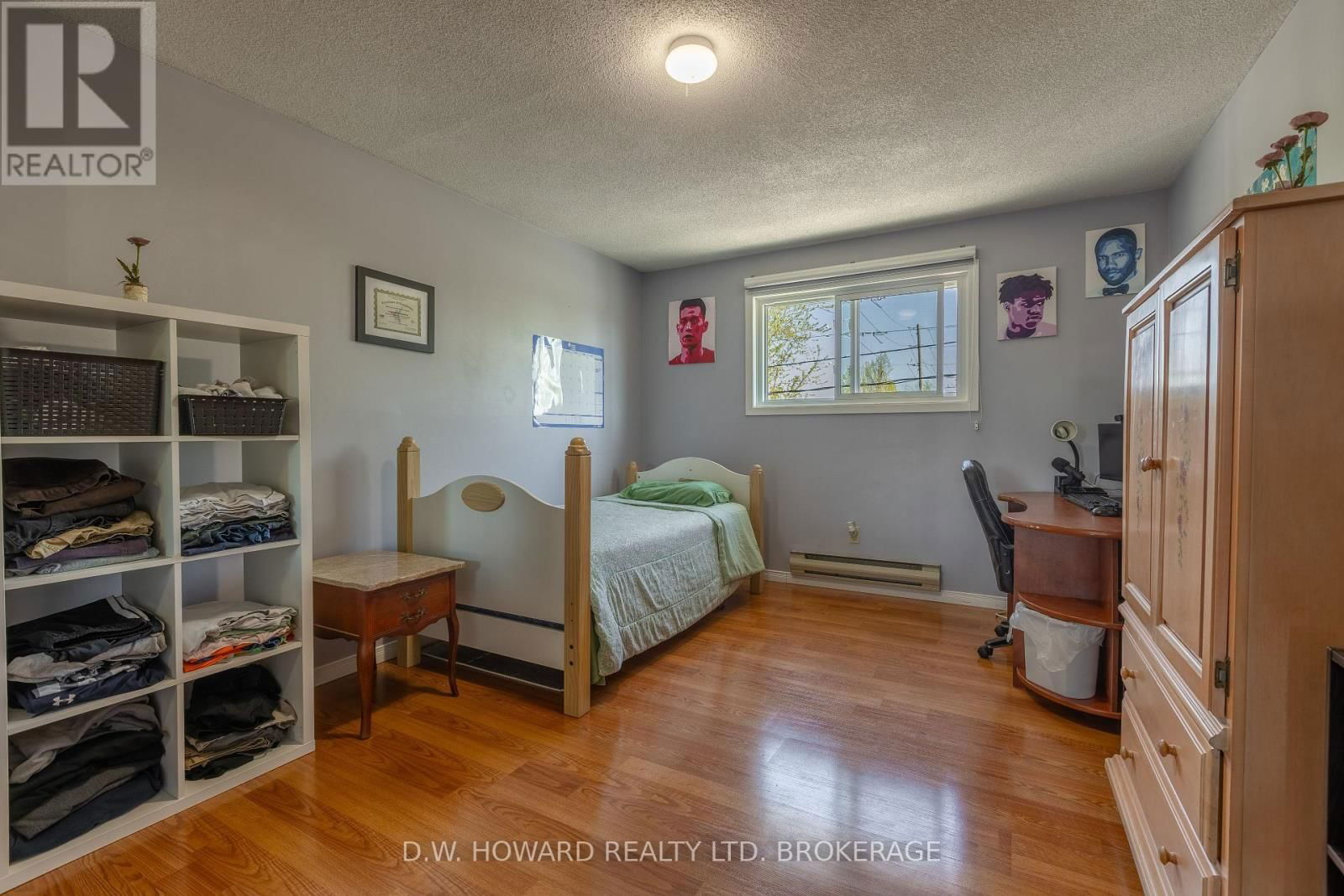 534 LINCOLN STREET Image 27
