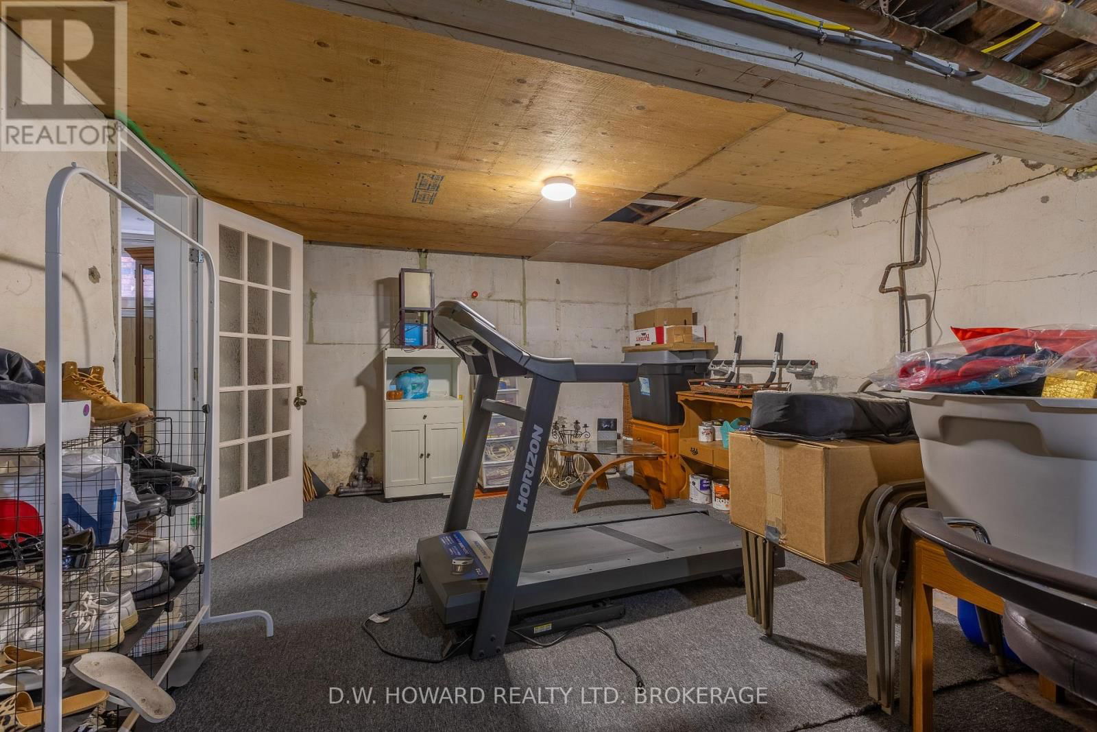 534 LINCOLN STREET Image 39