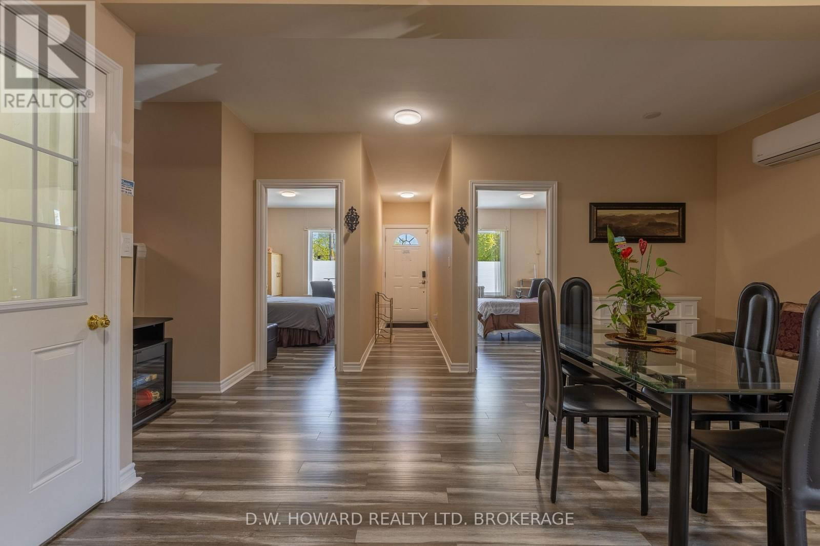 534 LINCOLN STREET Image 9
