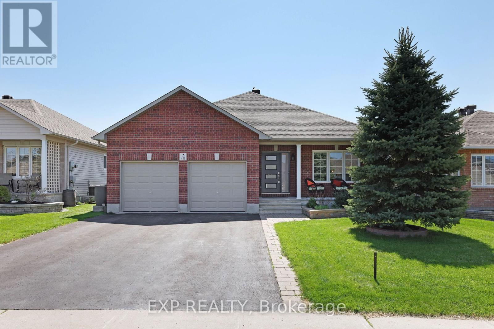 452 VAN DUSEN STREET EAST Image 1