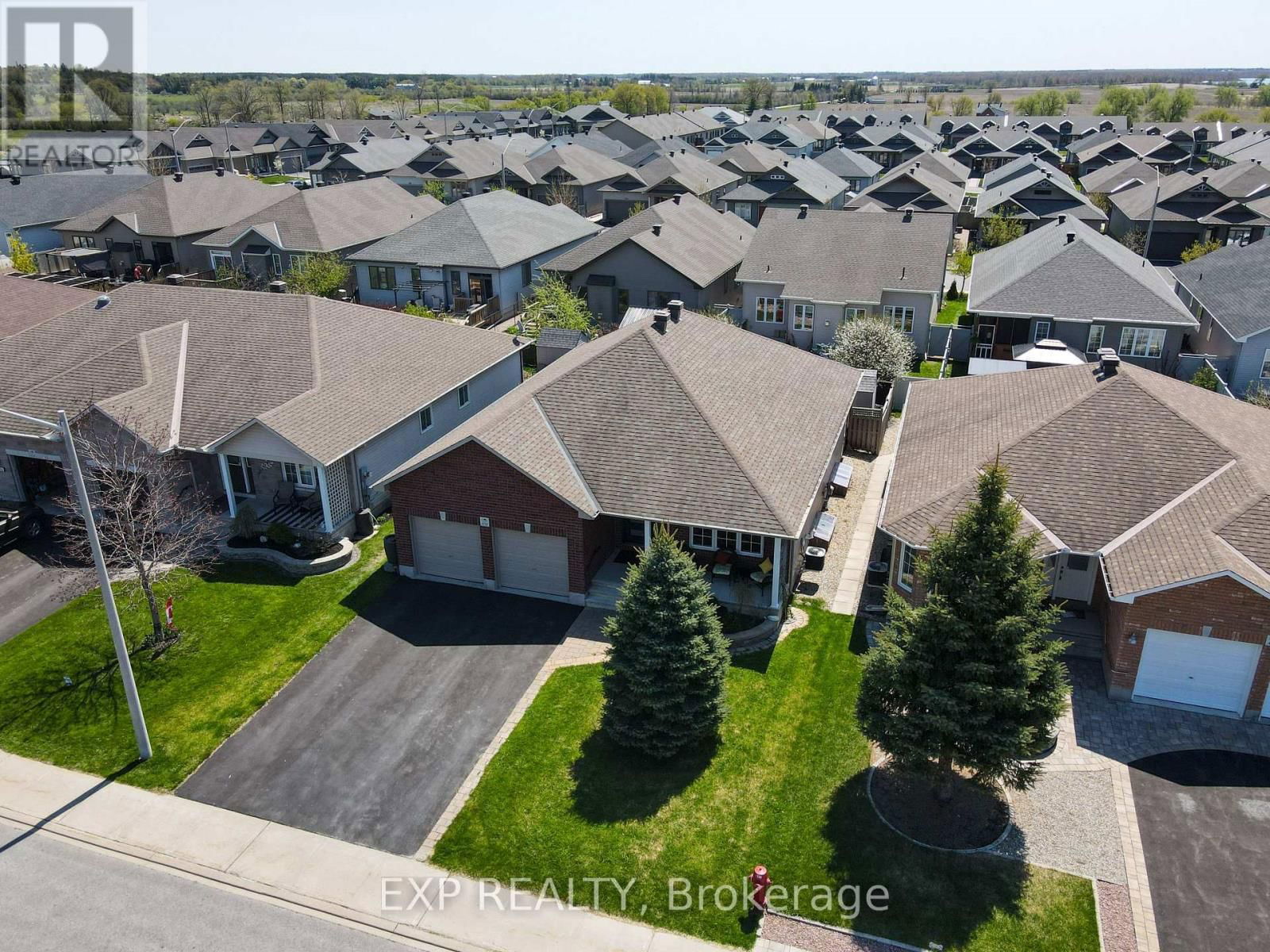 452 VAN DUSEN STREET EAST Image 32