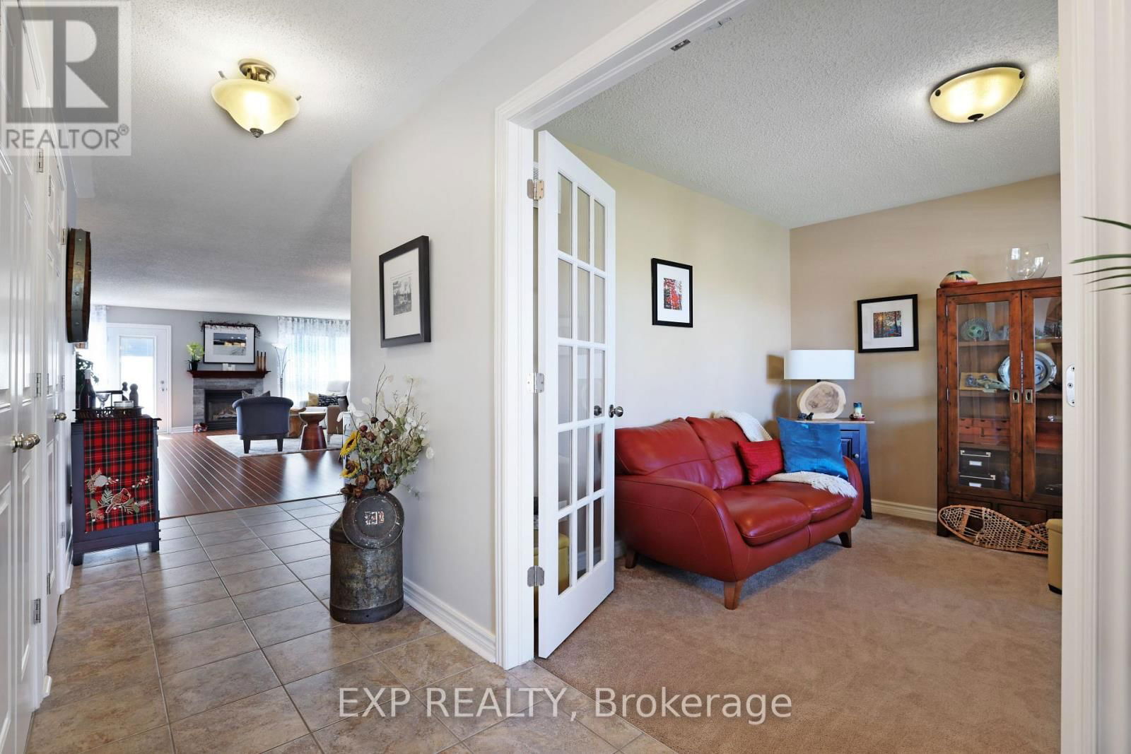 452 VAN DUSEN STREET EAST Image 5