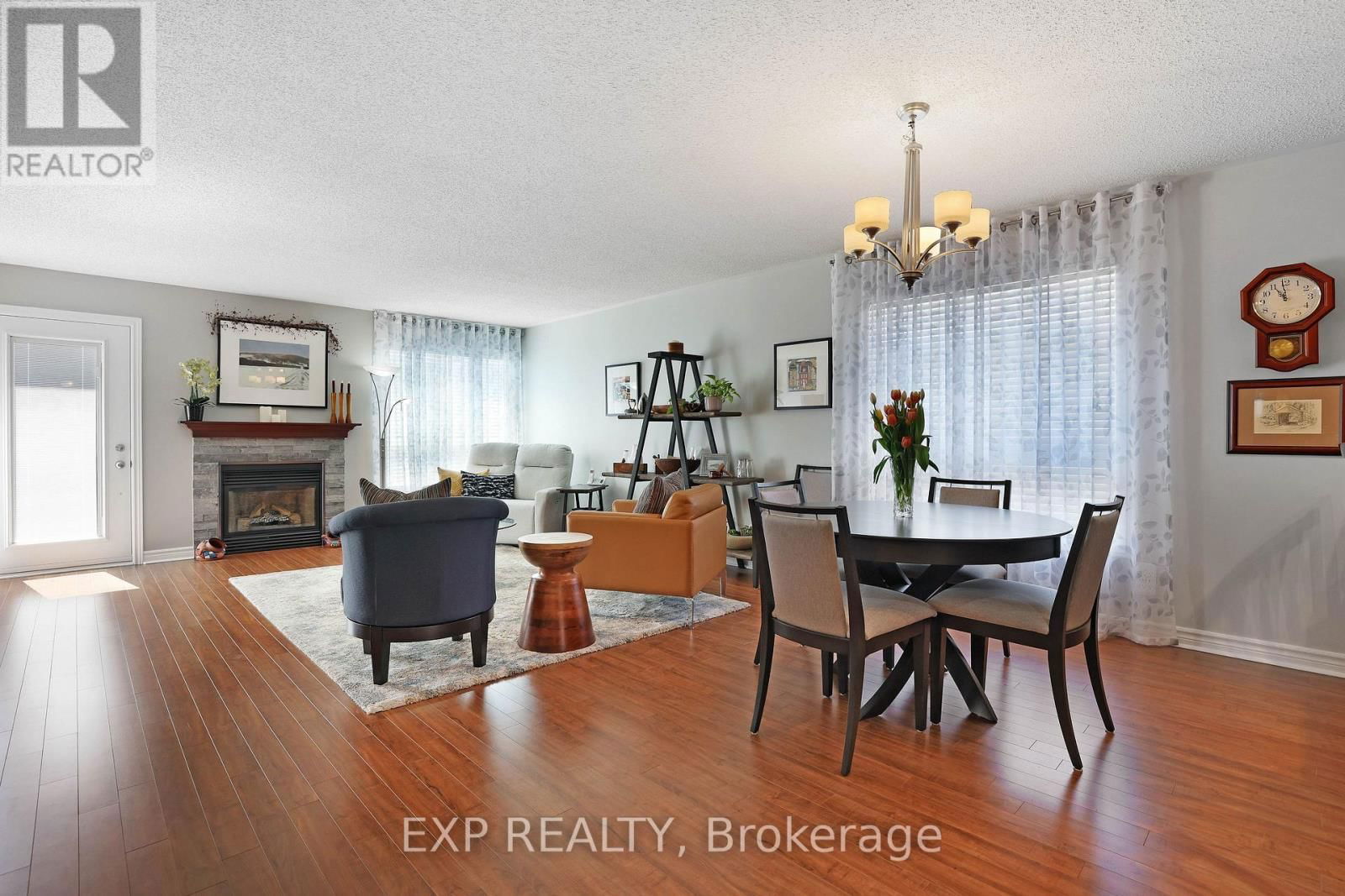 452 VAN DUSEN STREET EAST Image 6