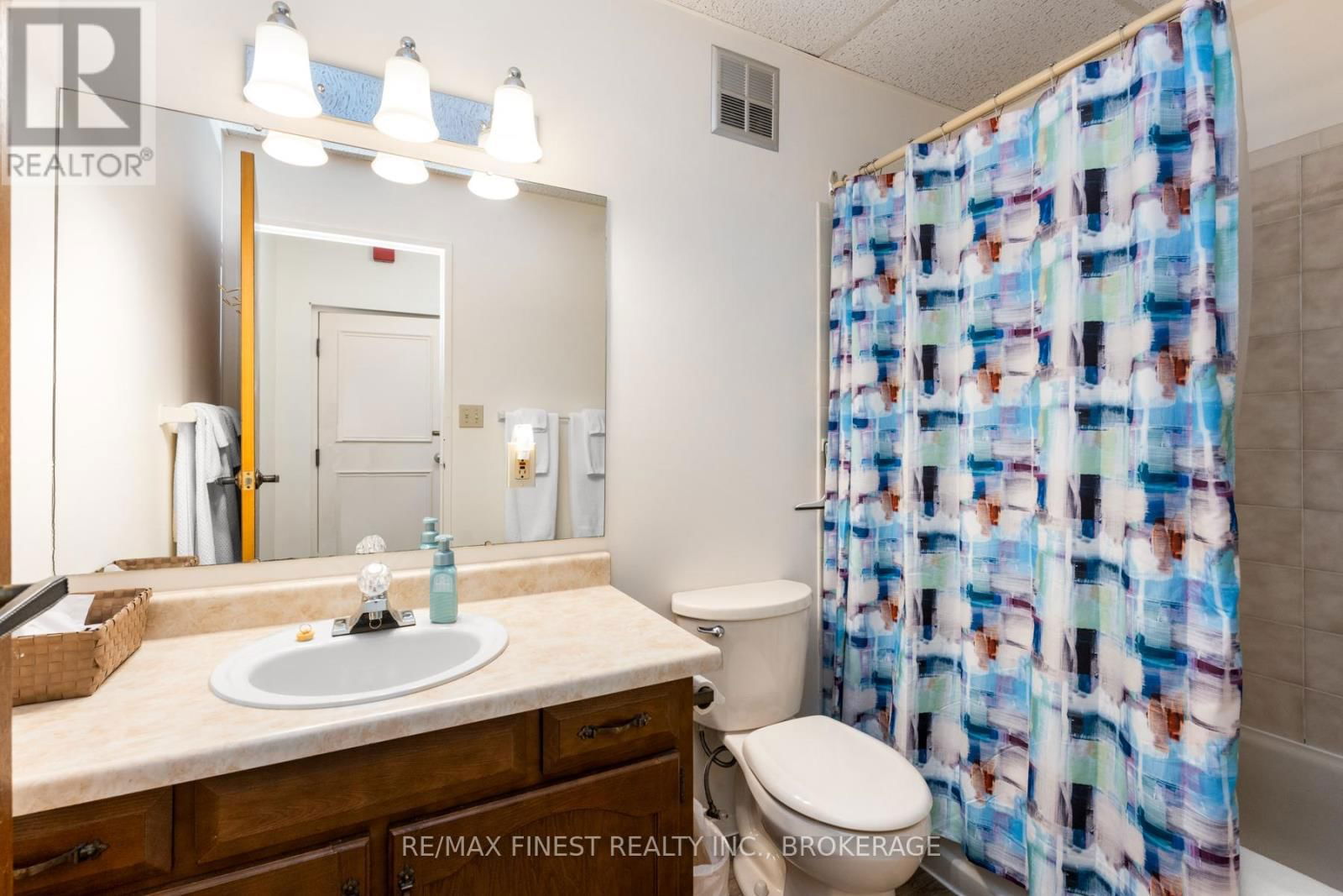 508 - 120 BARRETT COURT Image 39