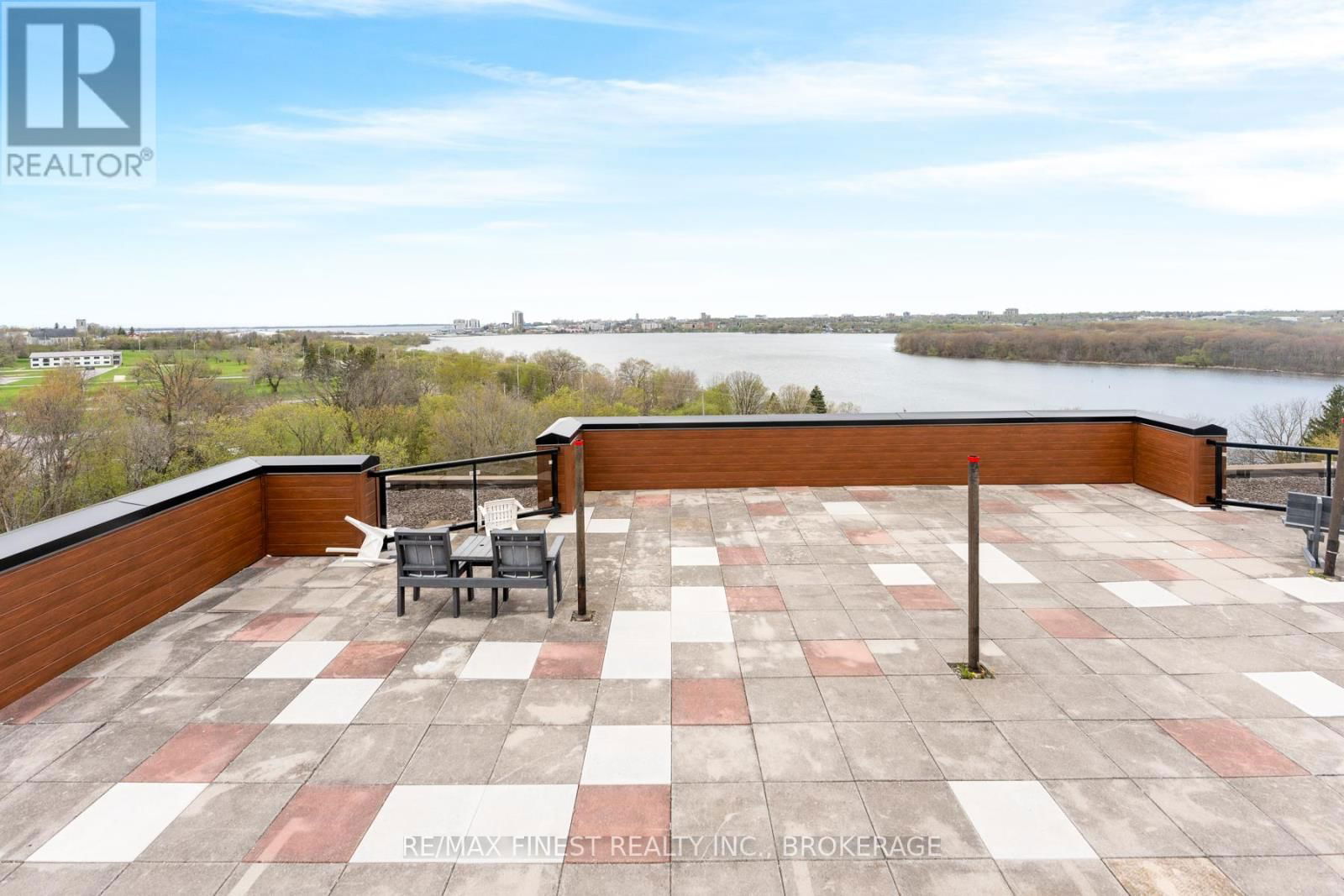 508 - 120 BARRETT COURT Image 46