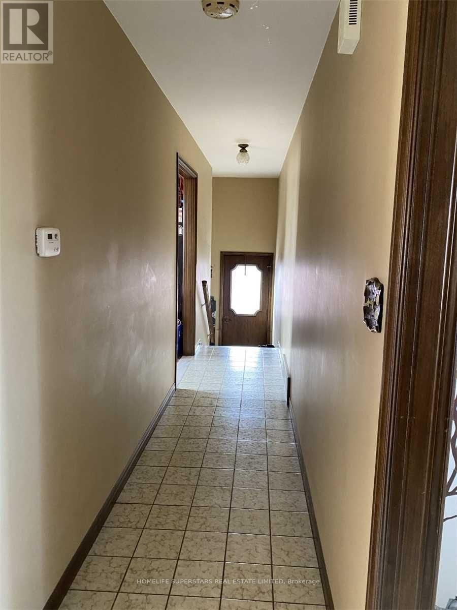 241 COUNTY RD  42 Image 9